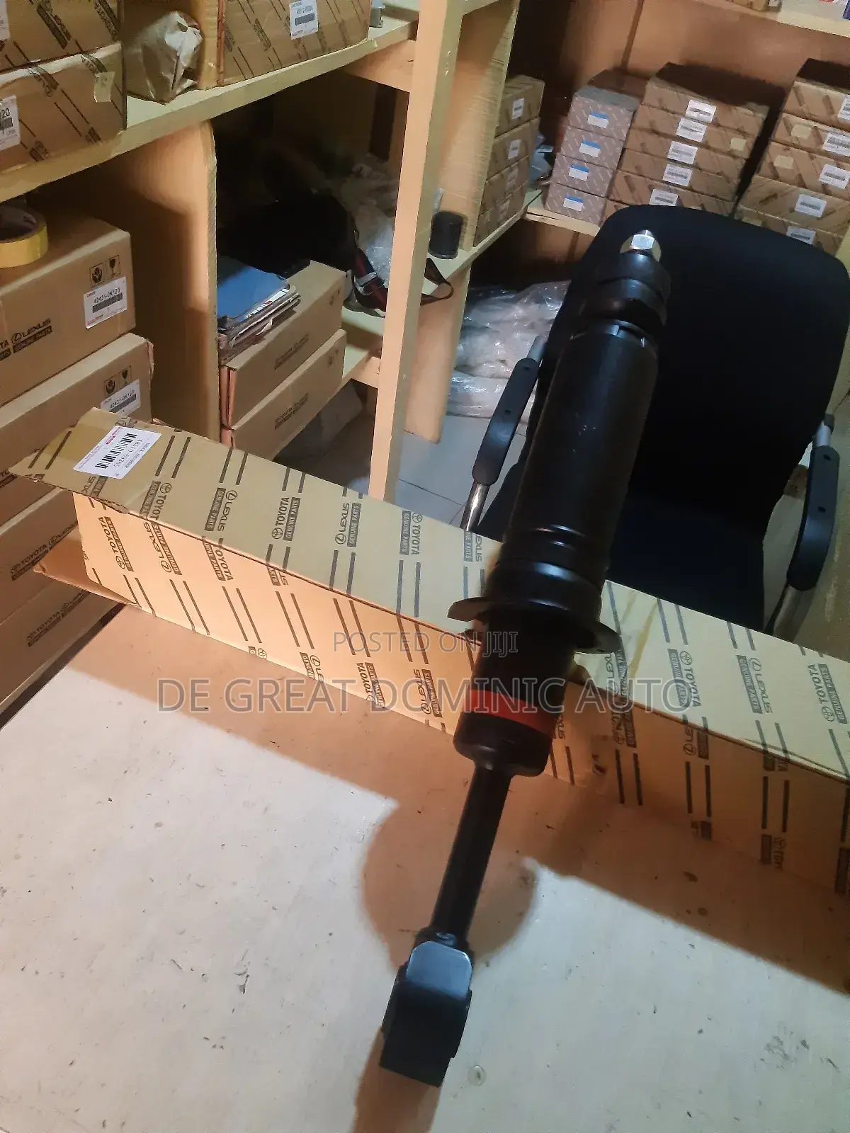 Front Oil Pressure Shock Absorber Lx570