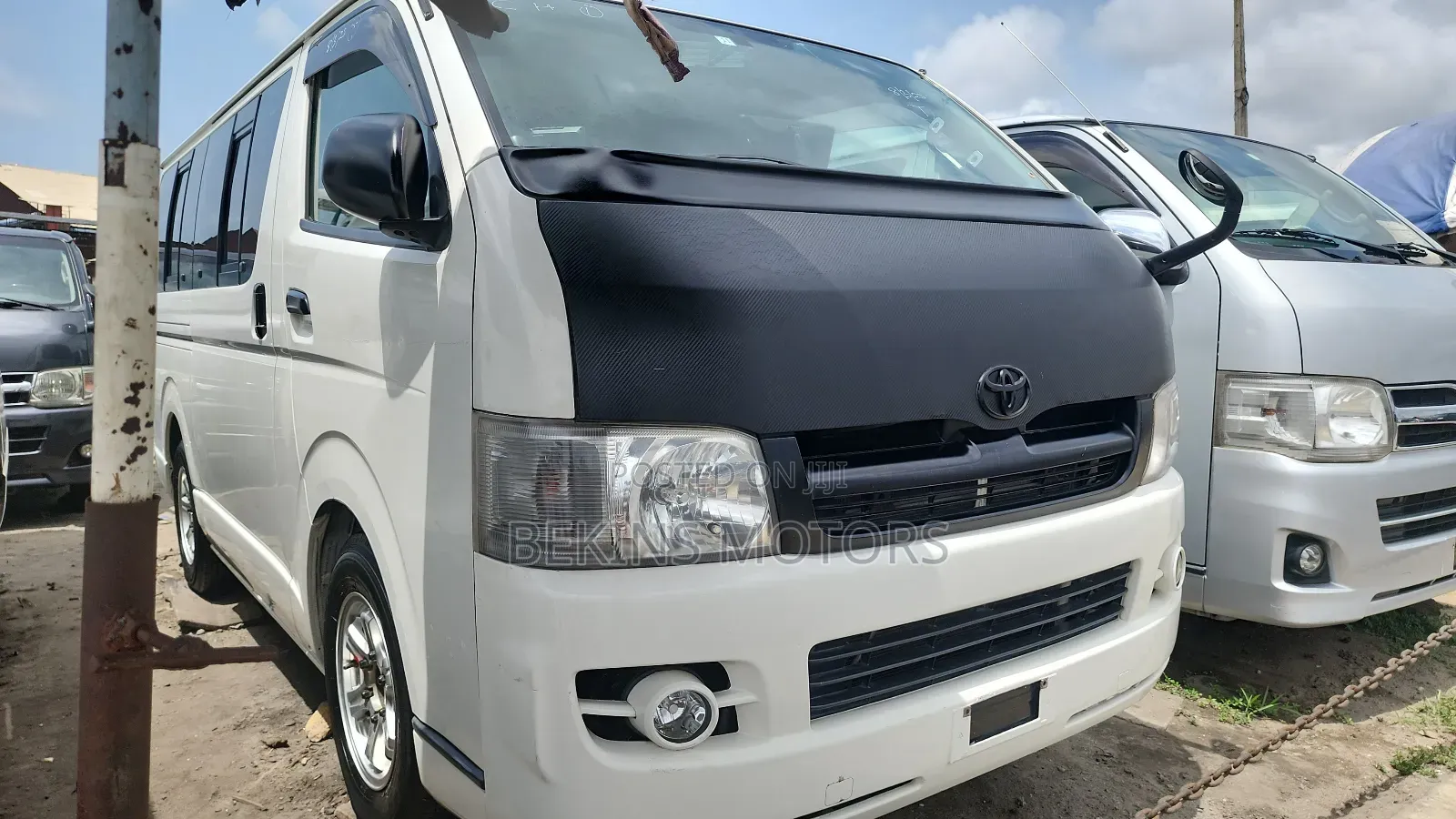 Toyota HiAce 2012 White