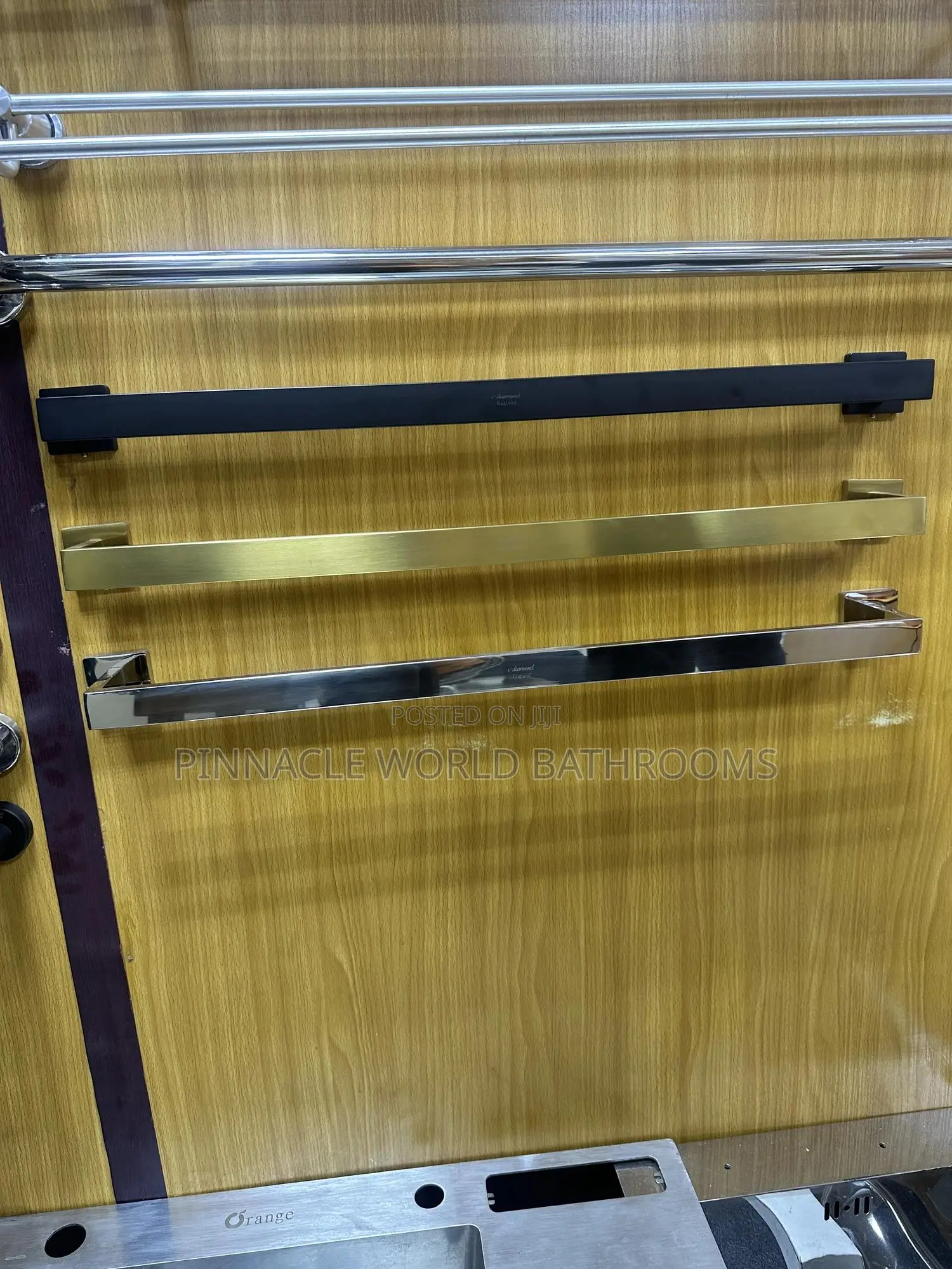 England 304 Square Towel Rail - Towel Hanger