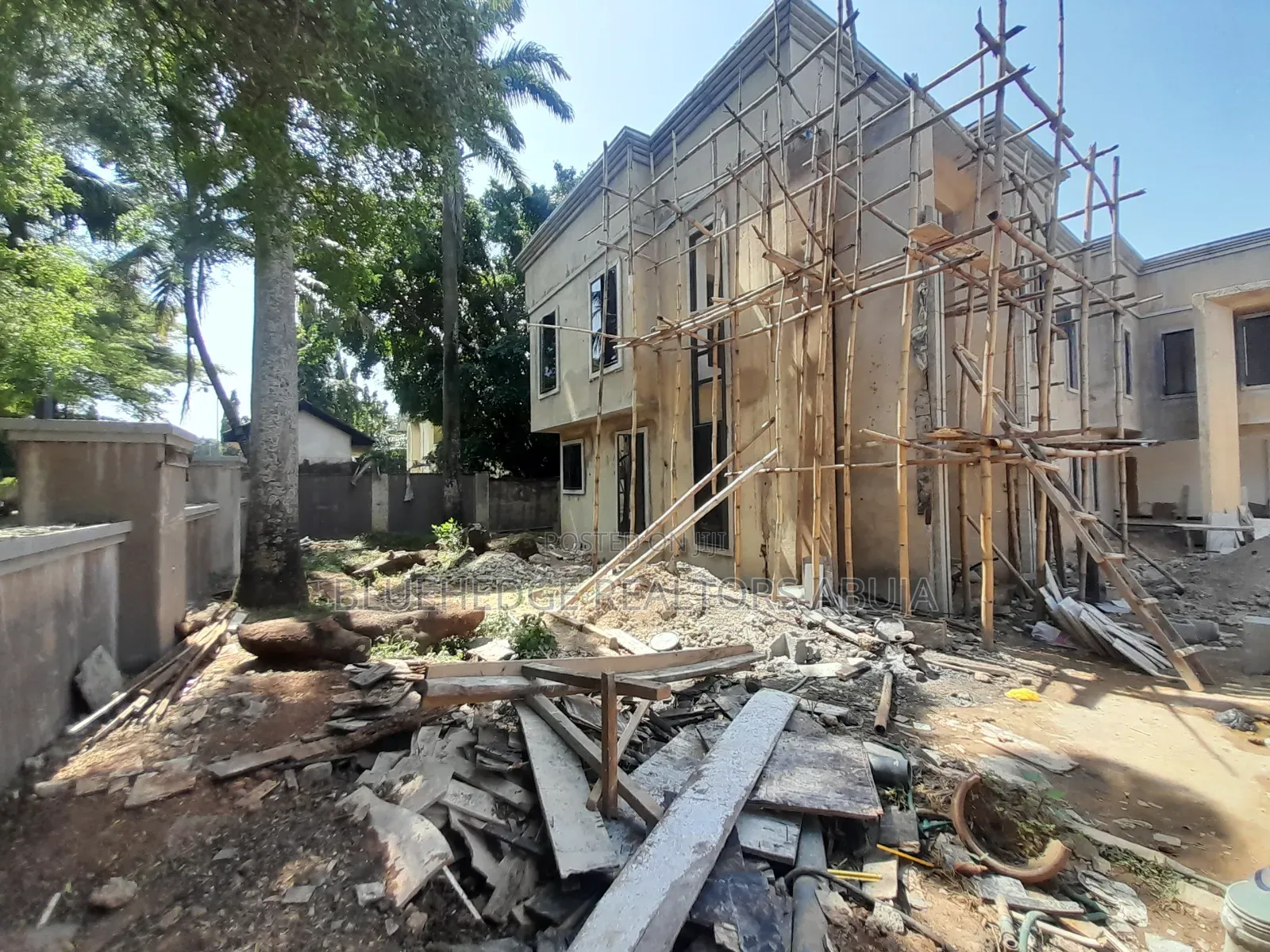 7bdrm Mansion in Asokoro for sale