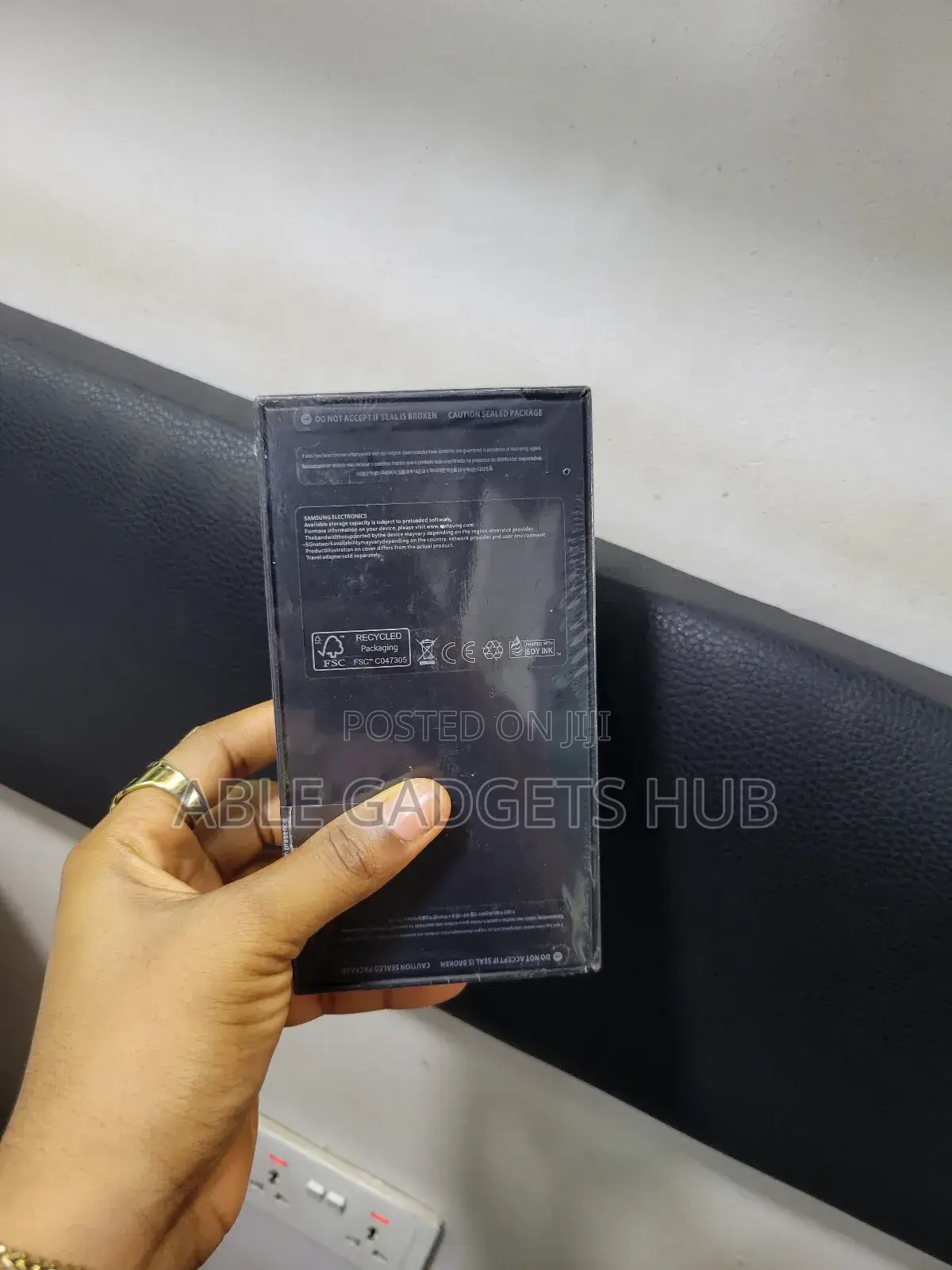 New Samsung Galaxy S23 128 GB