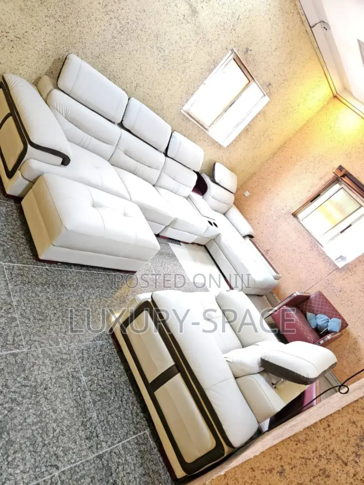 Unique Sofa Set 7 Seaters