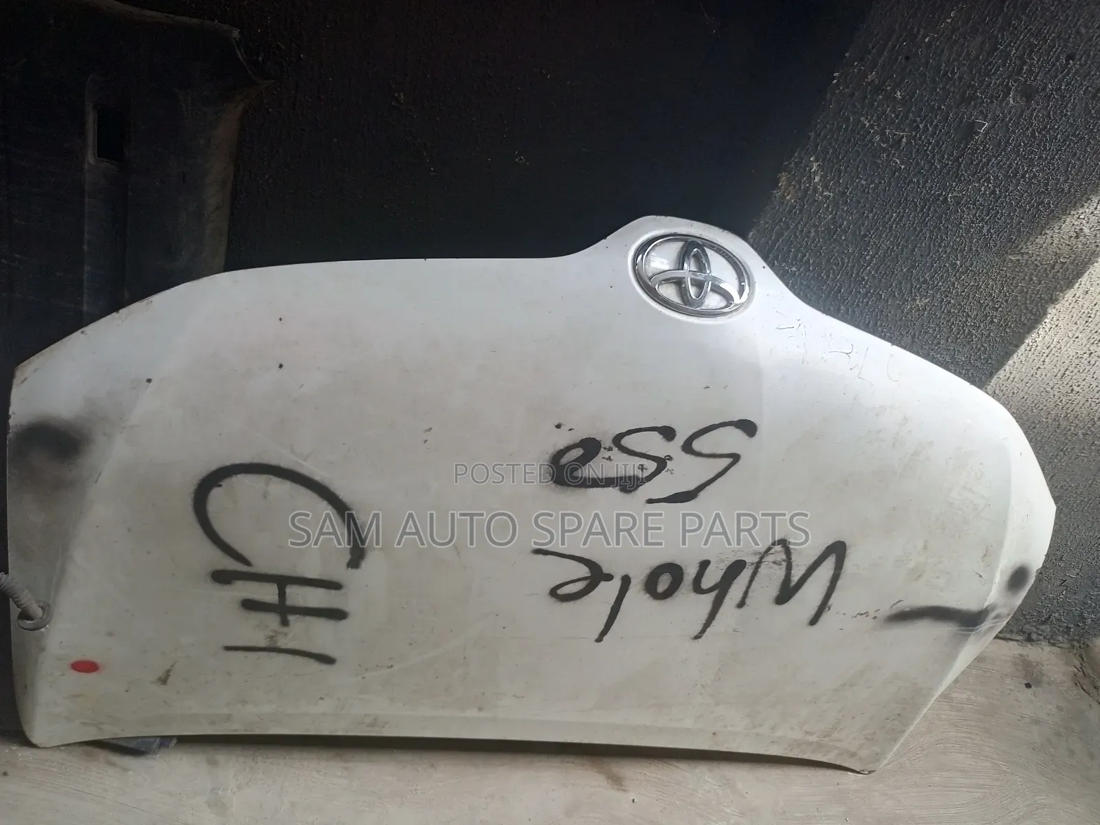 Toyota Venza 2014 Model Complete Bonnet
