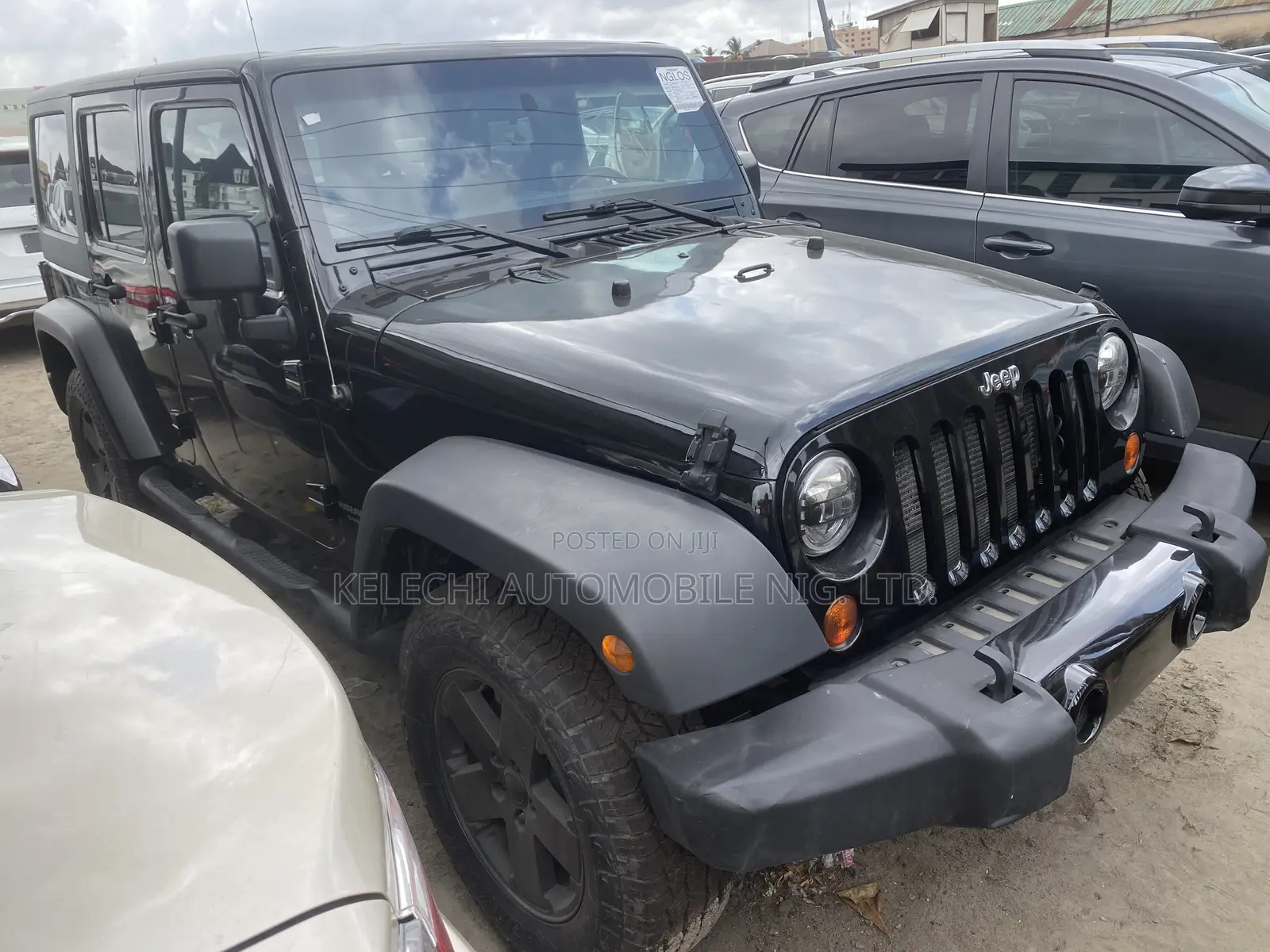 Jeep Wrangler Sahara 2012 Black