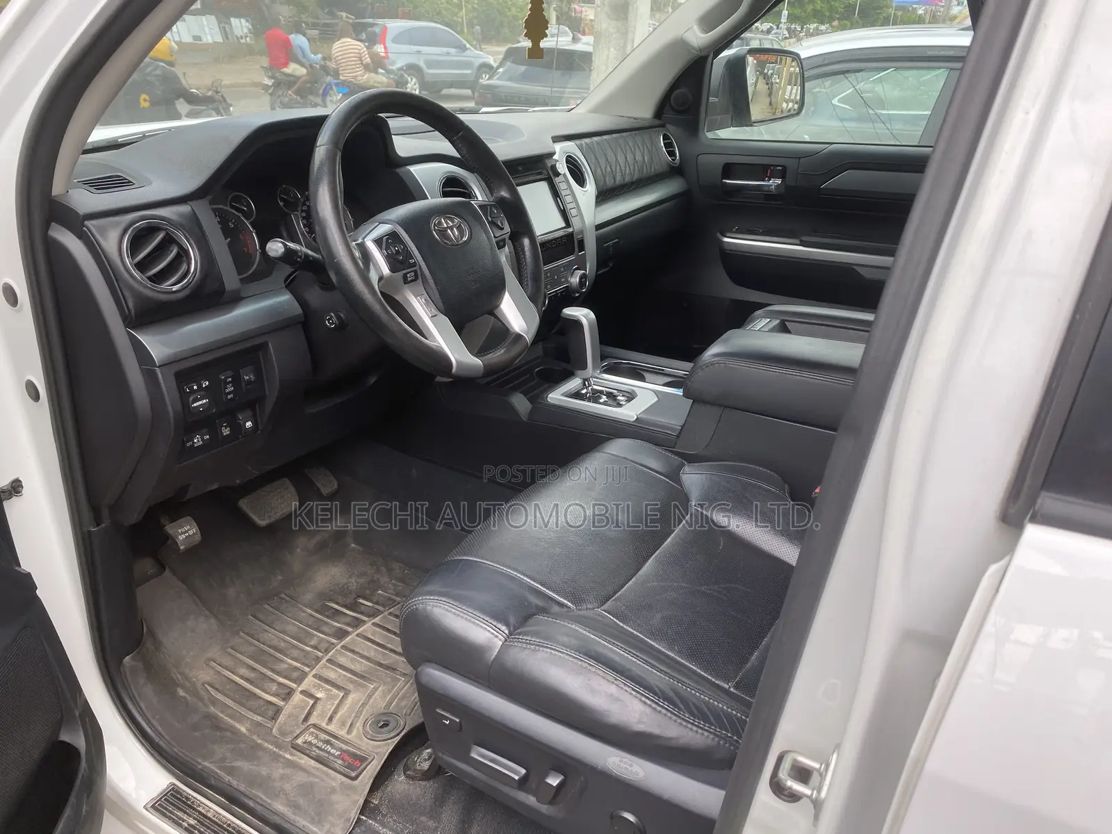 Toyota Tundra Platinum 4dr CrewMax SB (5.7L 8cyl 6A) 2015 White