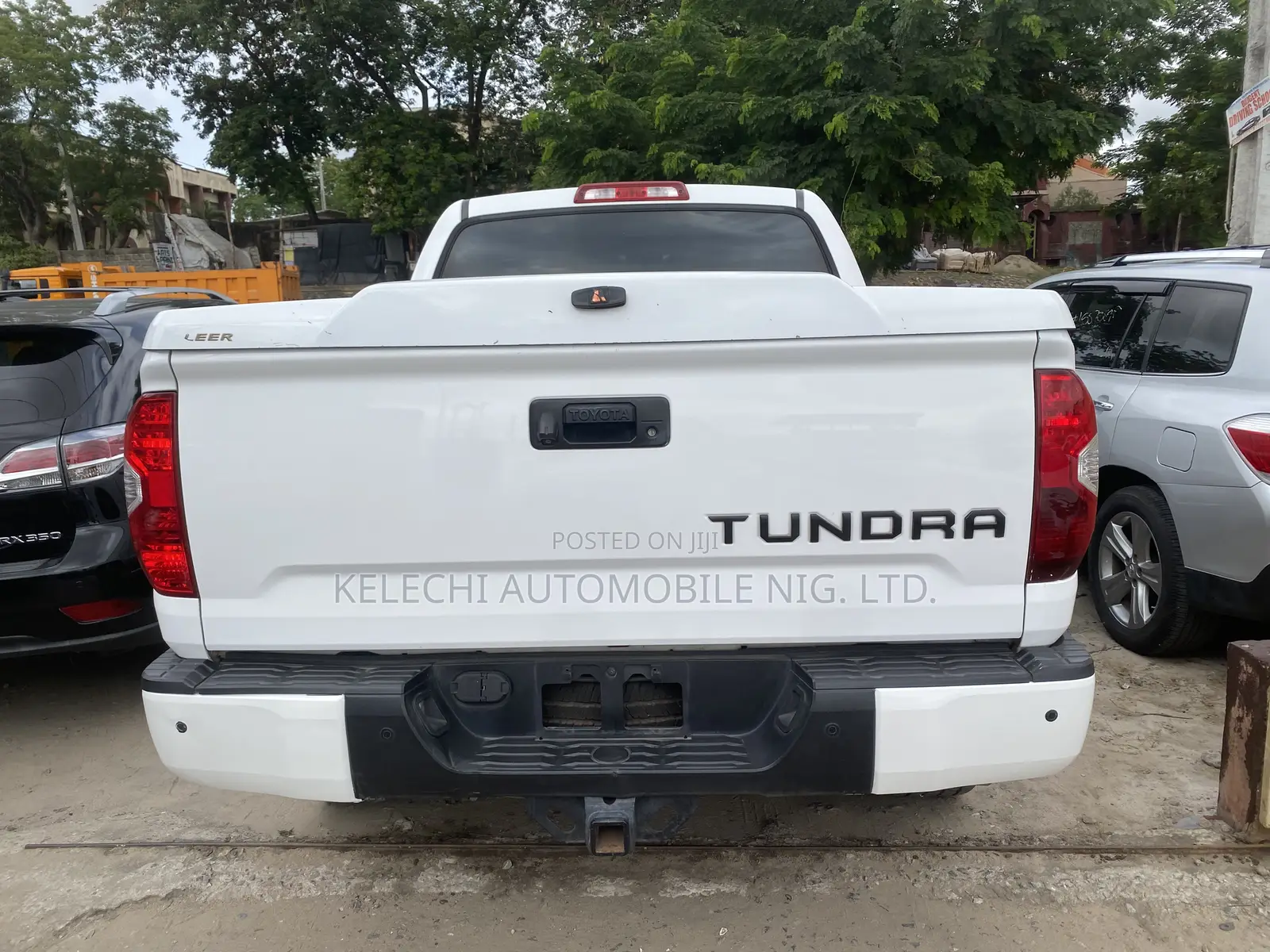 Toyota Tundra 2015 White