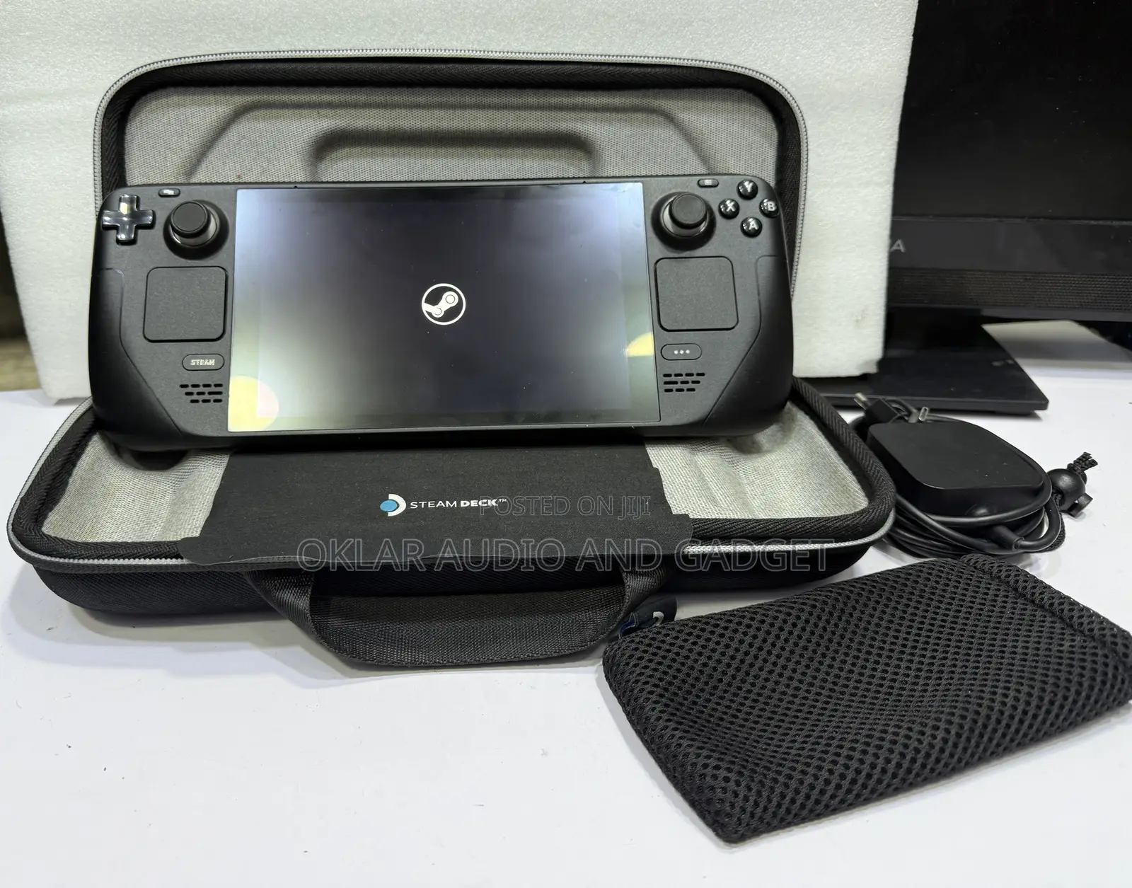 Valve Steam Deck Handheld Gaming Pc (512gb)