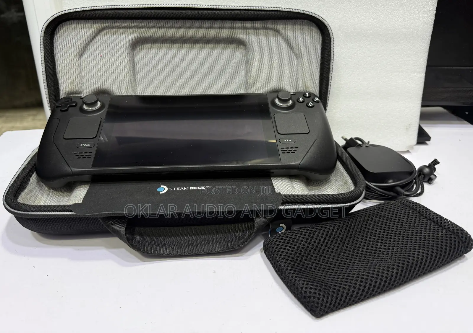 Valve Steam Deck Handheld Gaming Pc (512gb)