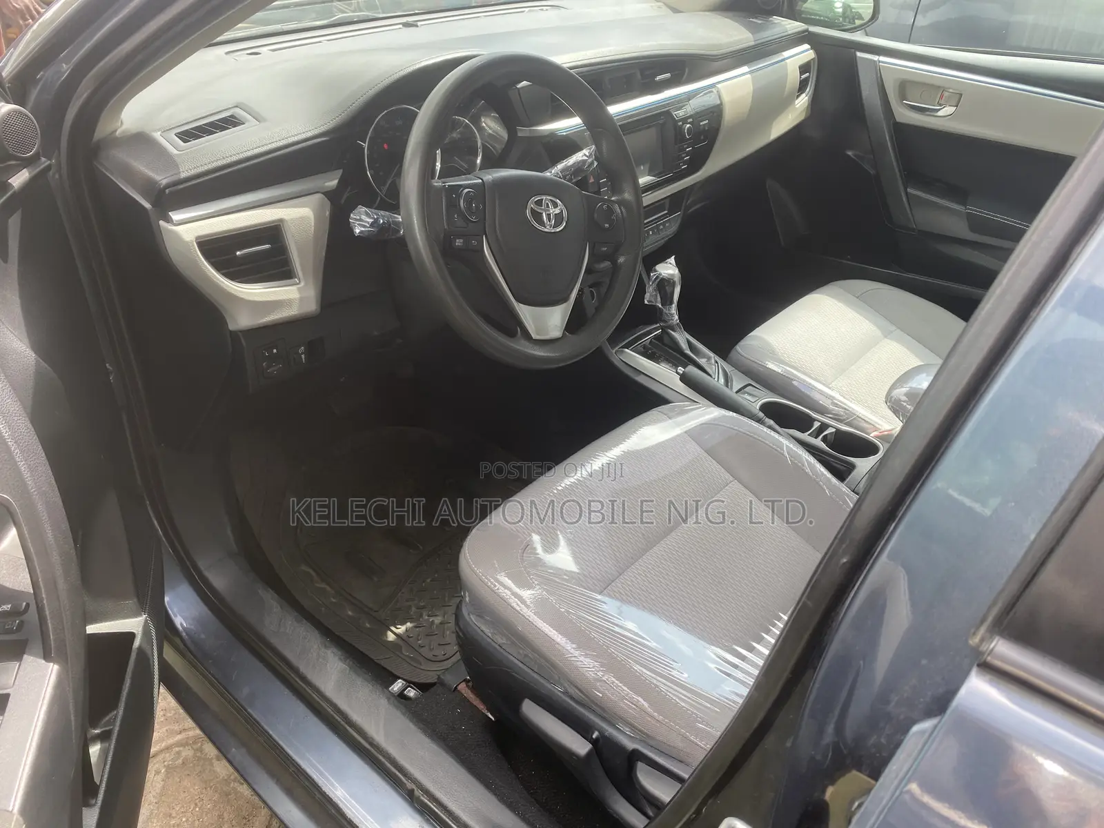Toyota Corolla 2016 Gray