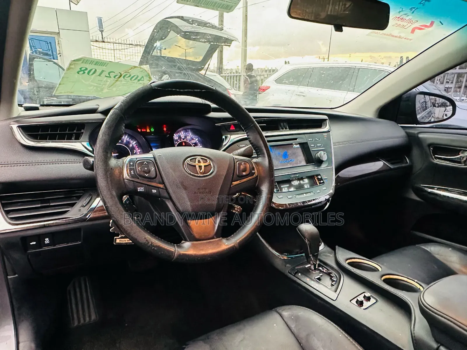 Toyota Avalon XLE Premium Sedan FWD (3.5L 6cyl 6A) 2013 Gray