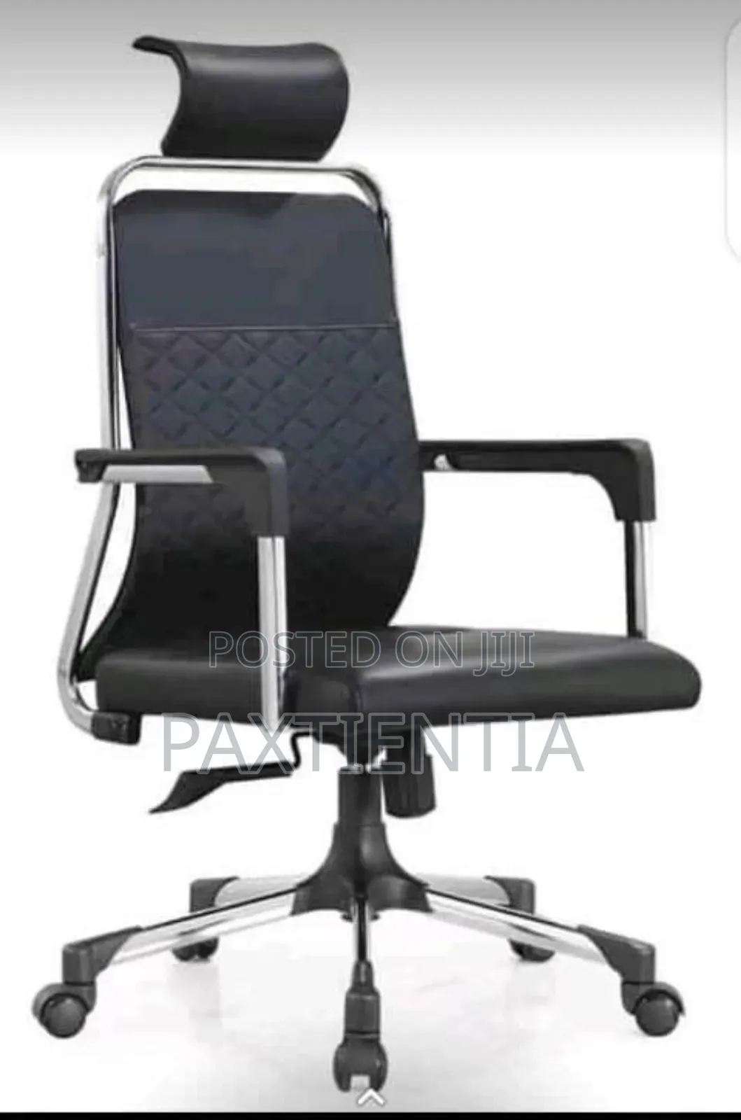 Office Swivel Chair With Curved Headrest