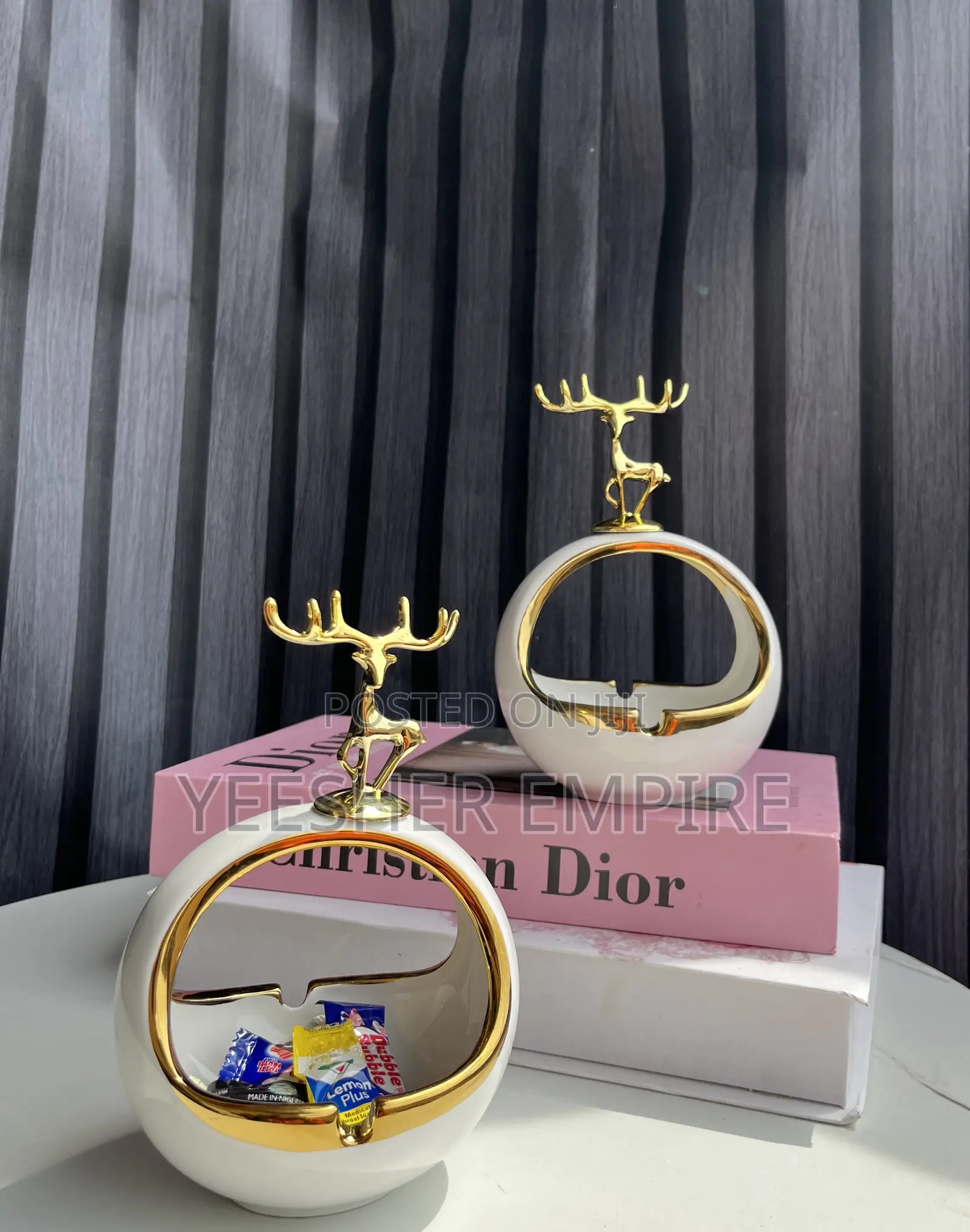 Ash/ Goodies Tray Decor