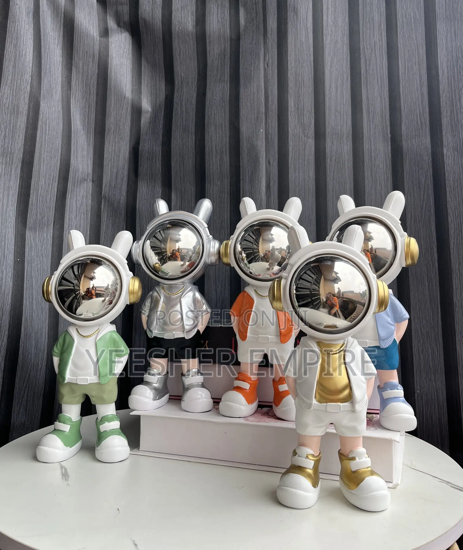 Astronaut Home Decor Statue