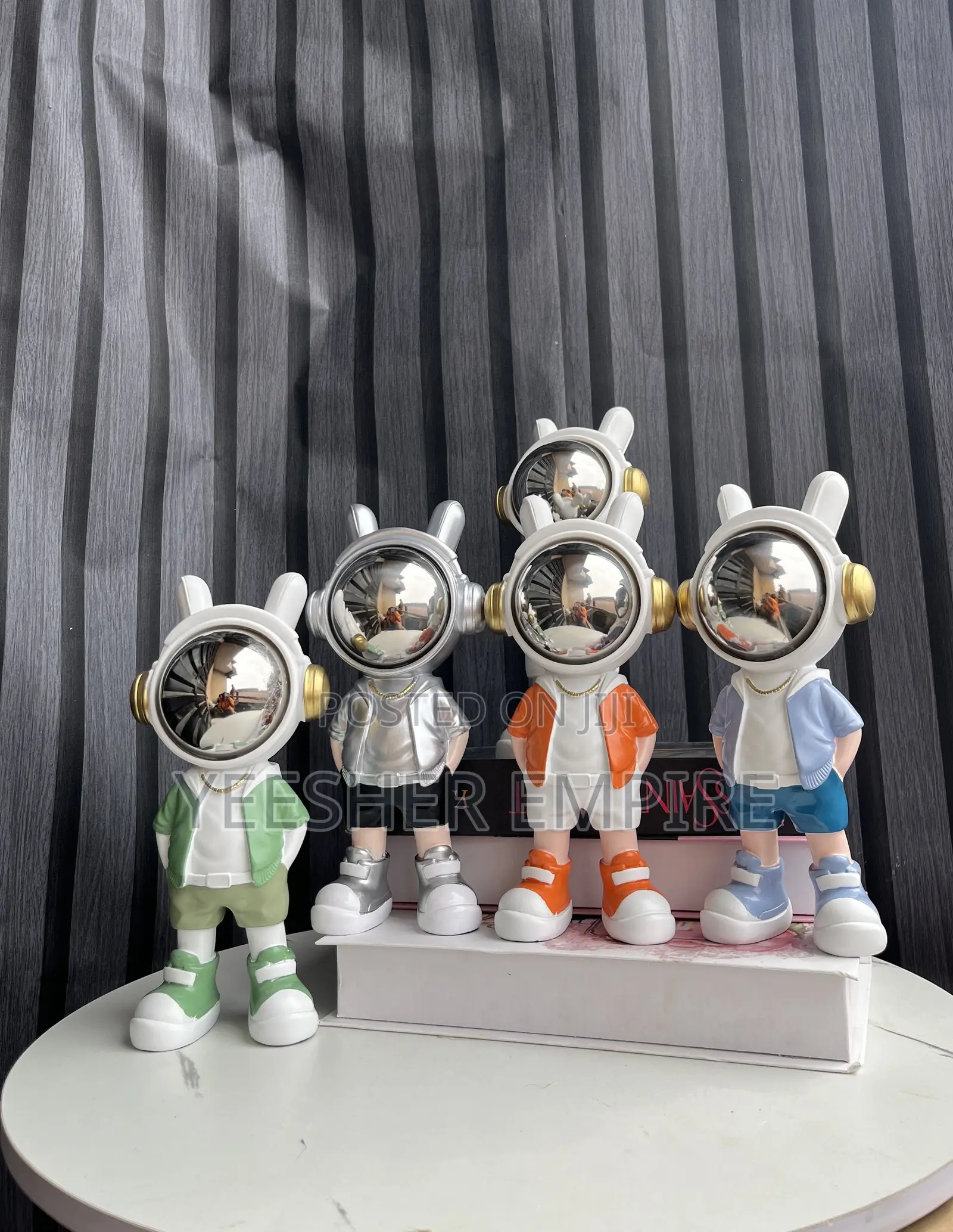 Astronaut Home Decor Statue