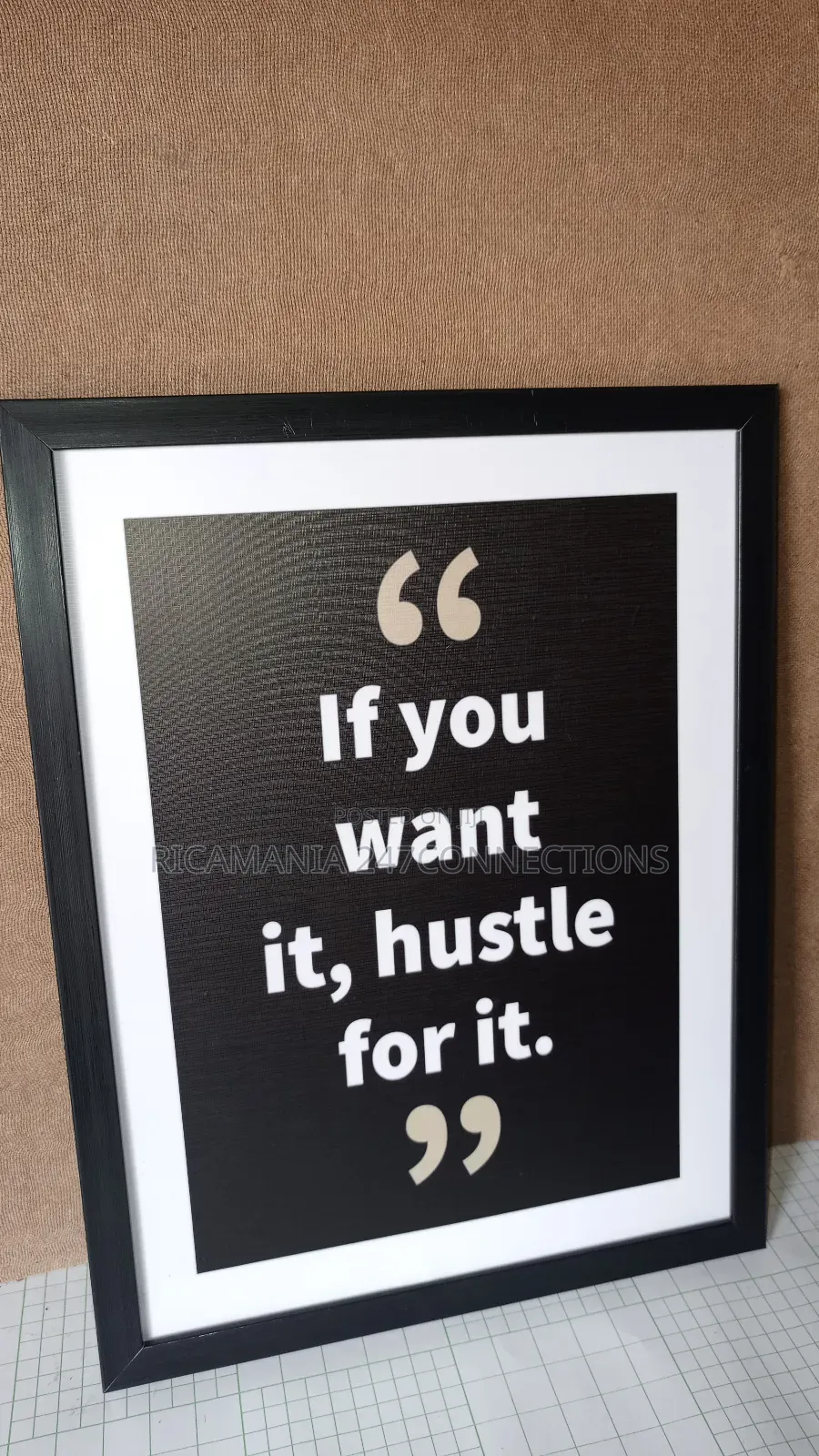 Inspirational Artwork Frames for Your Living Rooms