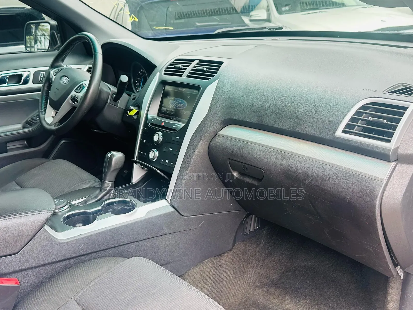 Ford Explorer 2015 White
