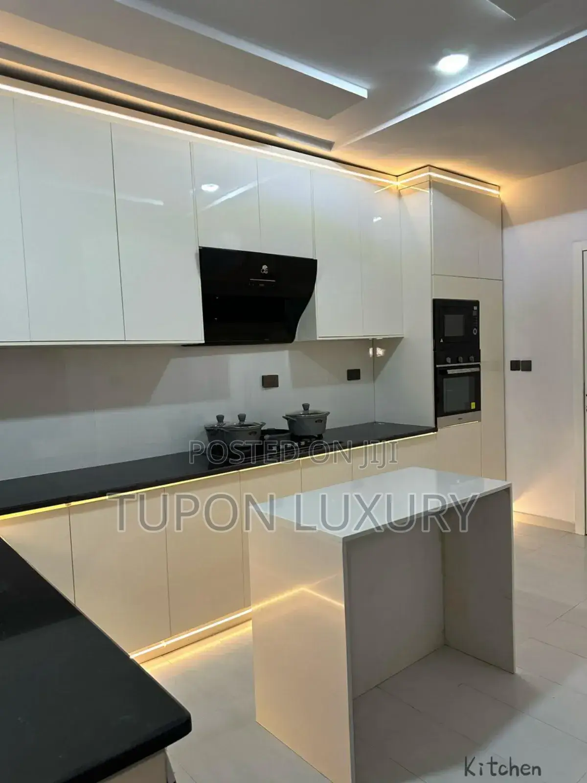 Luxury 4bed With Ps5, Snooker, Pool and Bath Tub
