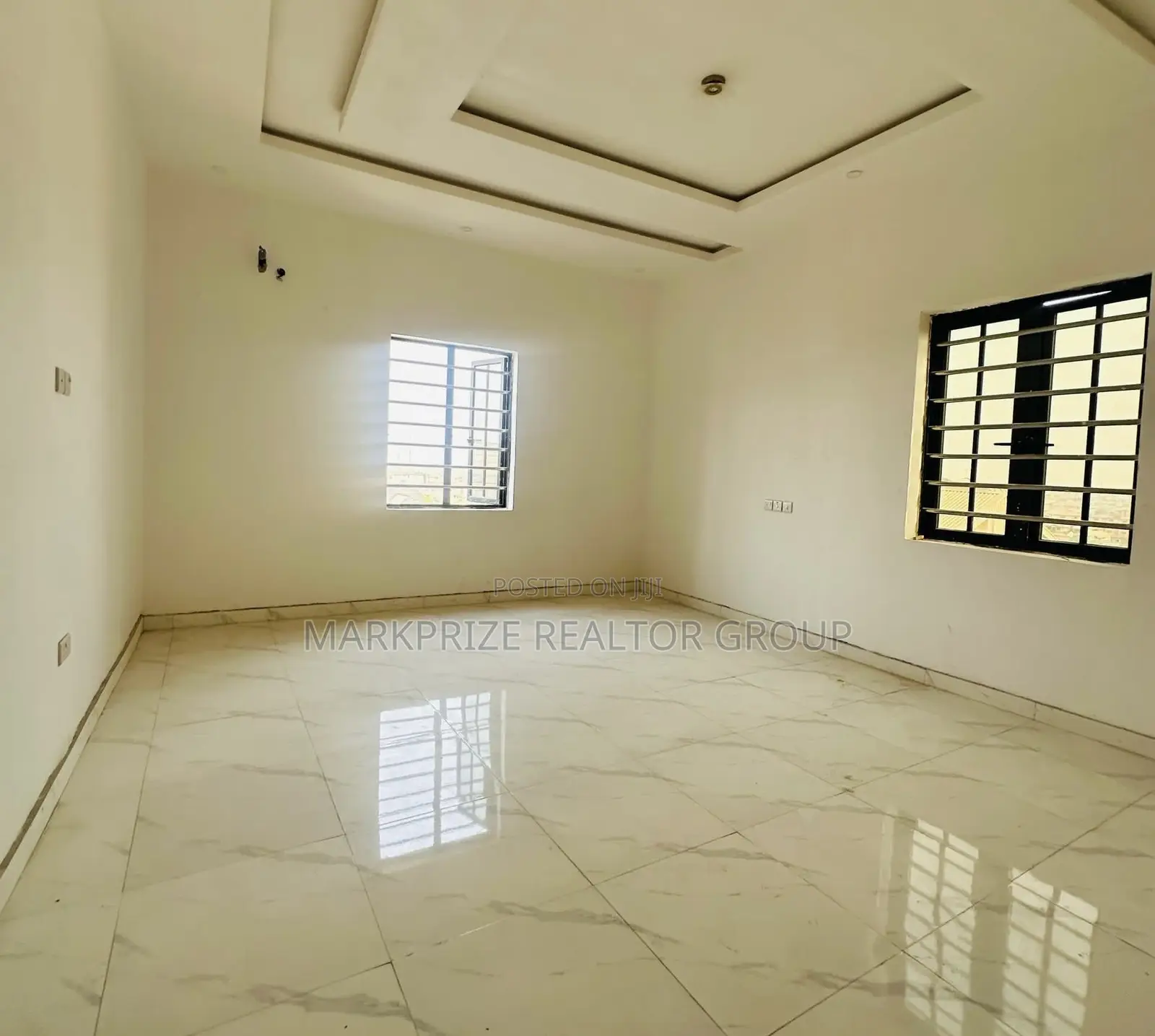 5bdrm Duplex in Magodo Gra Phase 2 for sale