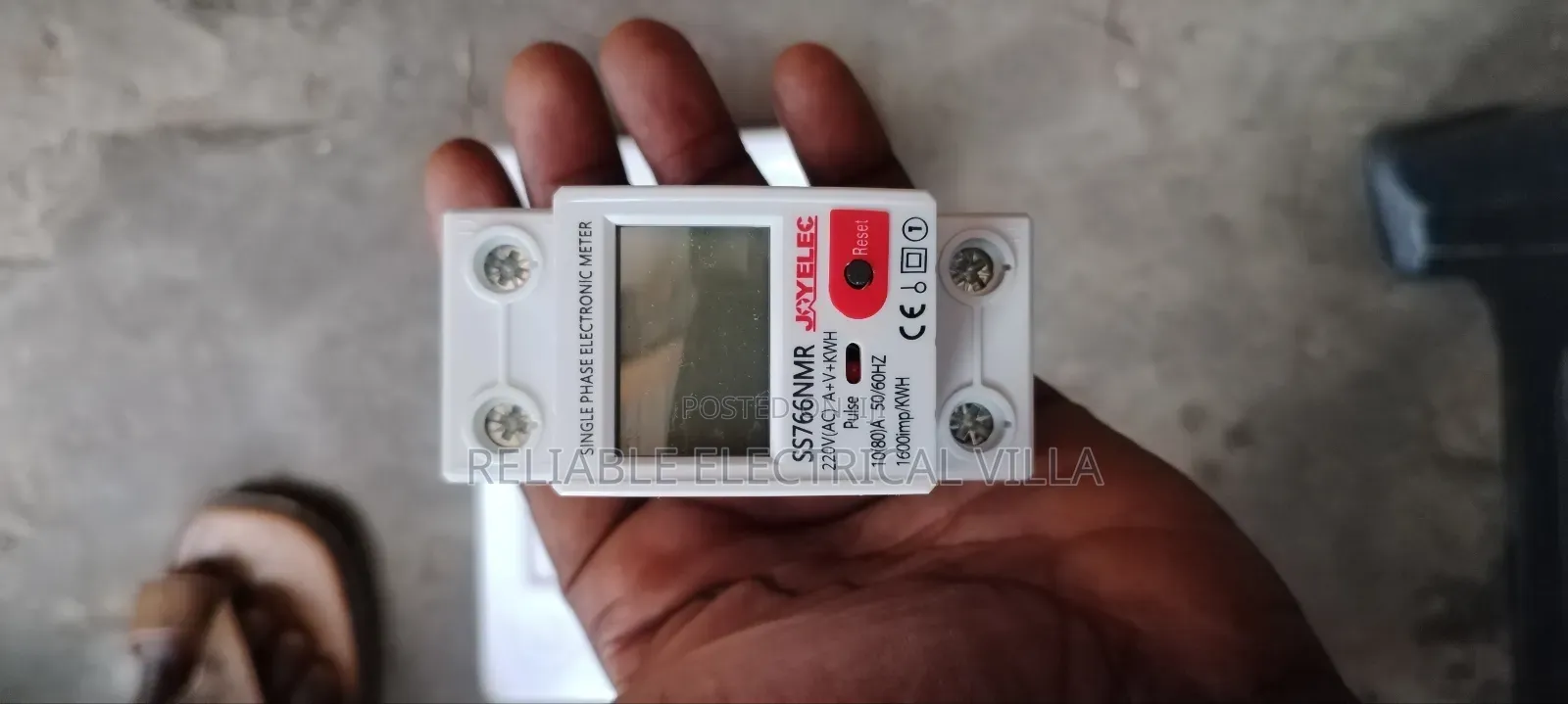 Single Phase Prepaid Meter Reader