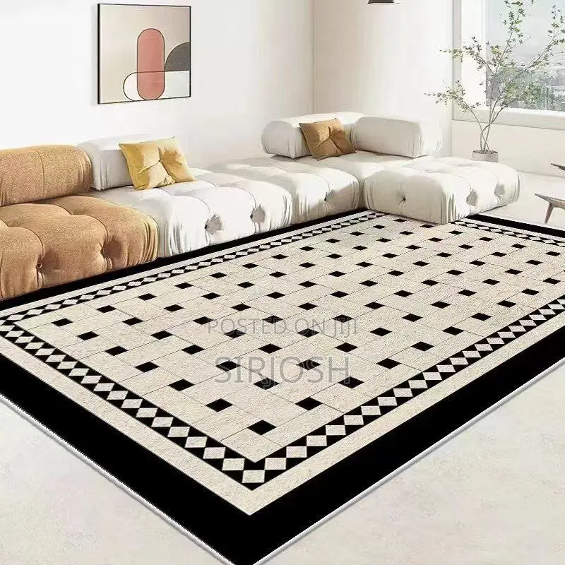 Fluffy Center Rug