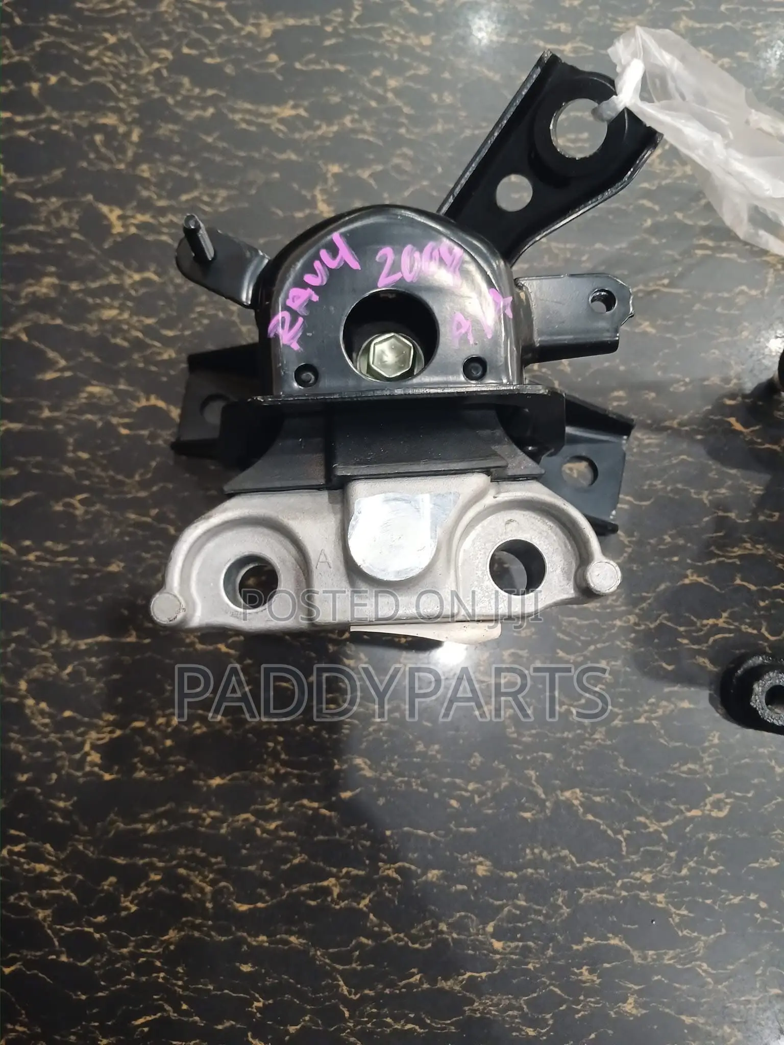Toyota Rav4 Engine And Transmission Mount