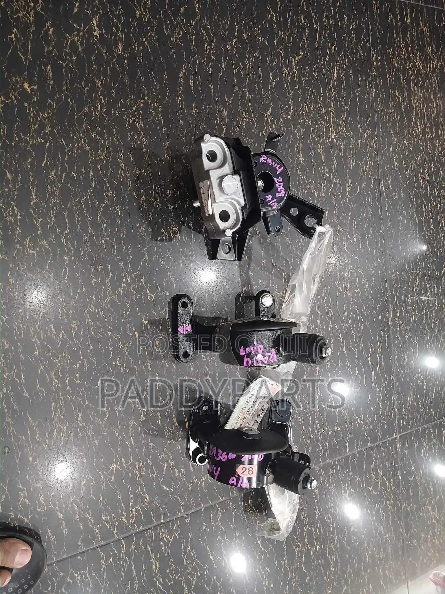 Toyota Rav4 Engine And Transmission Mount