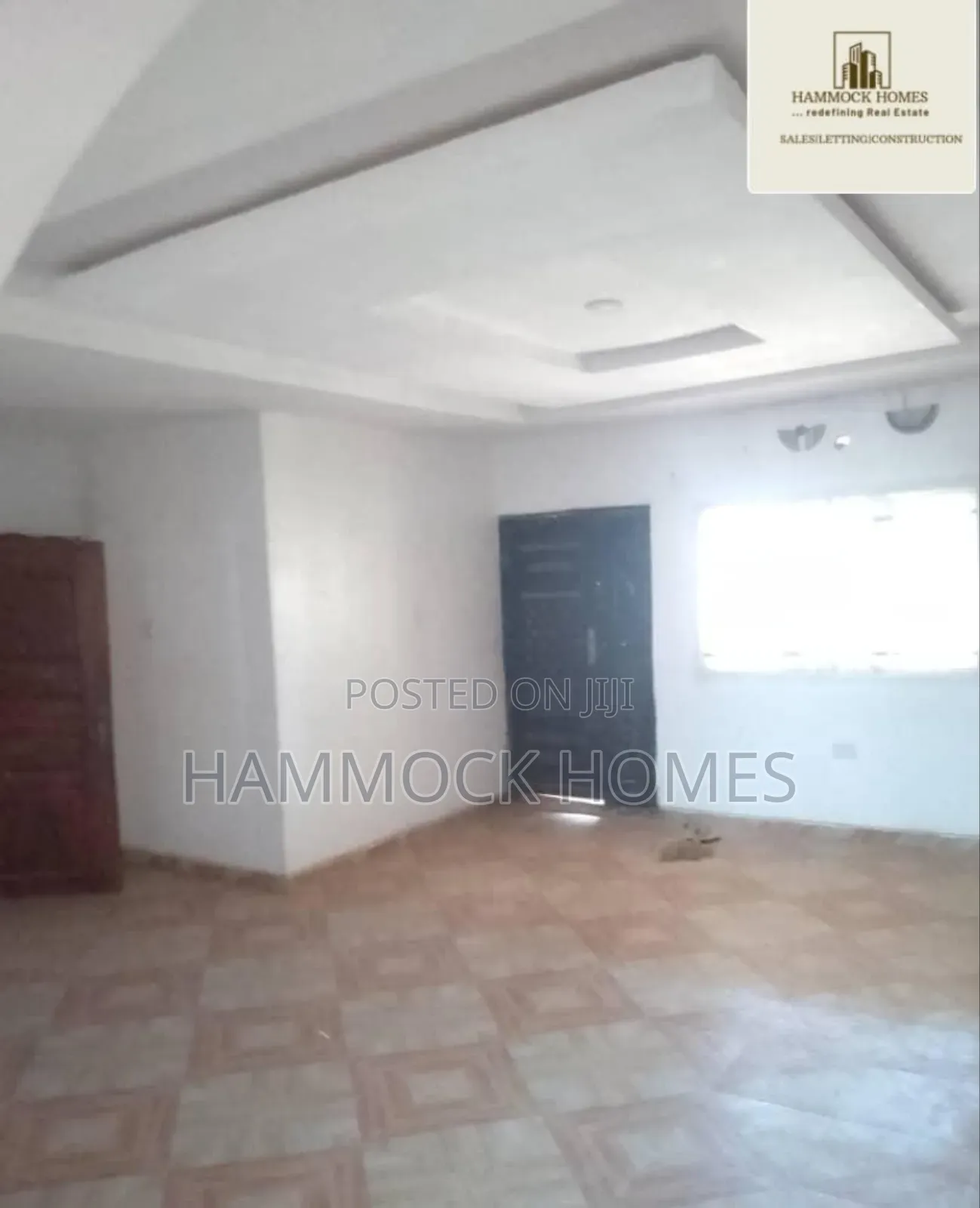 12bdrm Block of Flats in Ibadan for sale