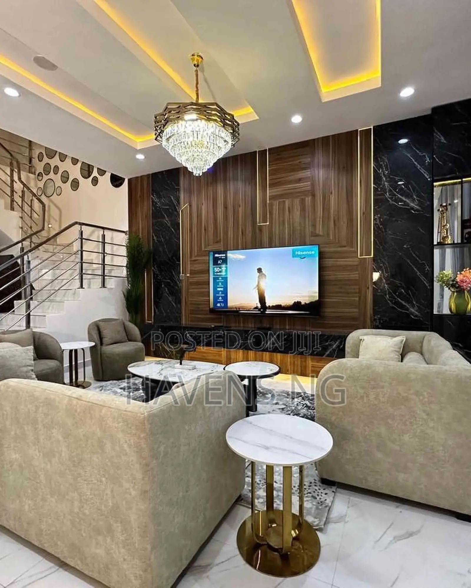 Luxury 4-Bedroom Self Compound for Short/Long Stay