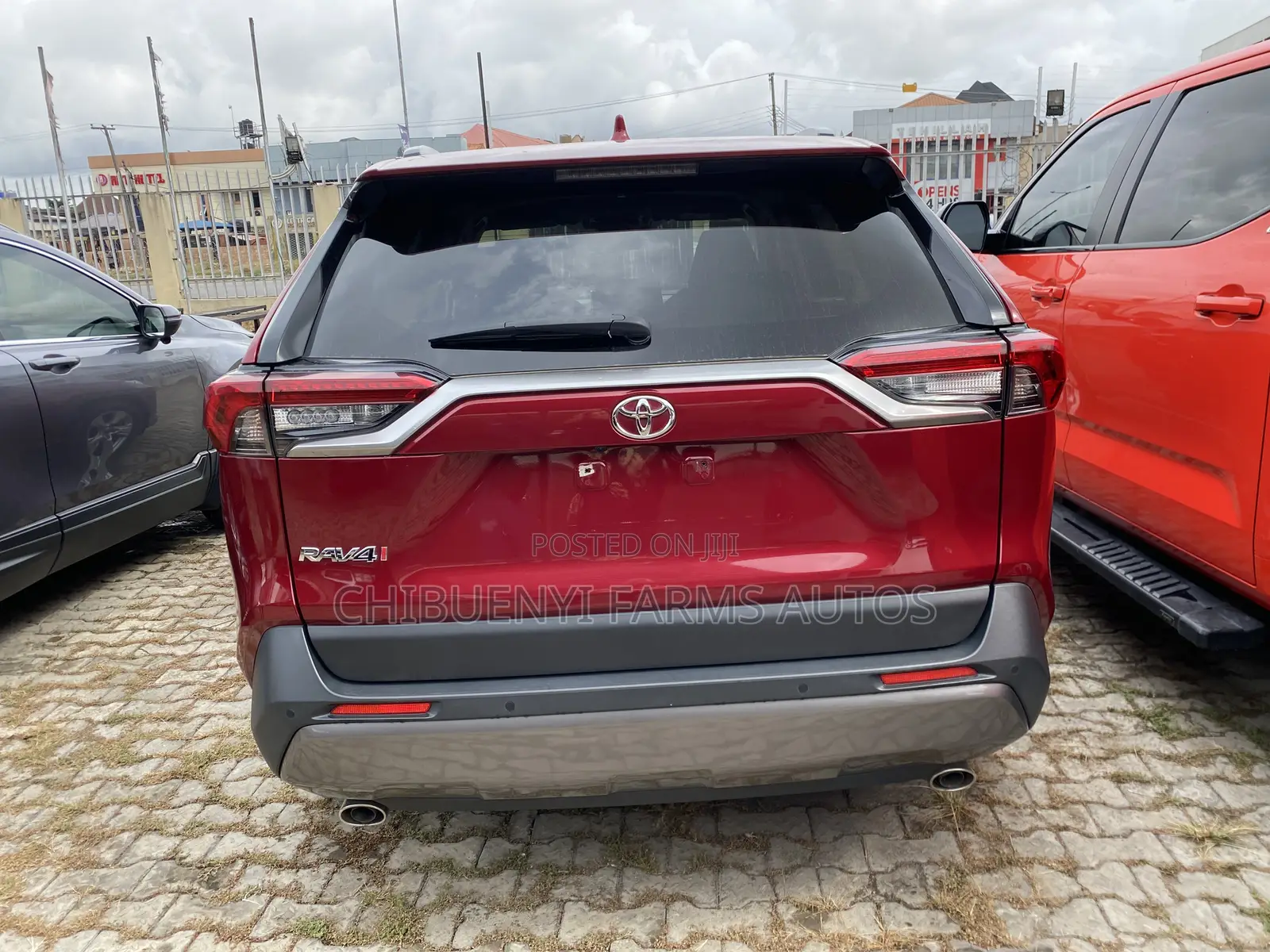 Toyota RAV4 2022 Red