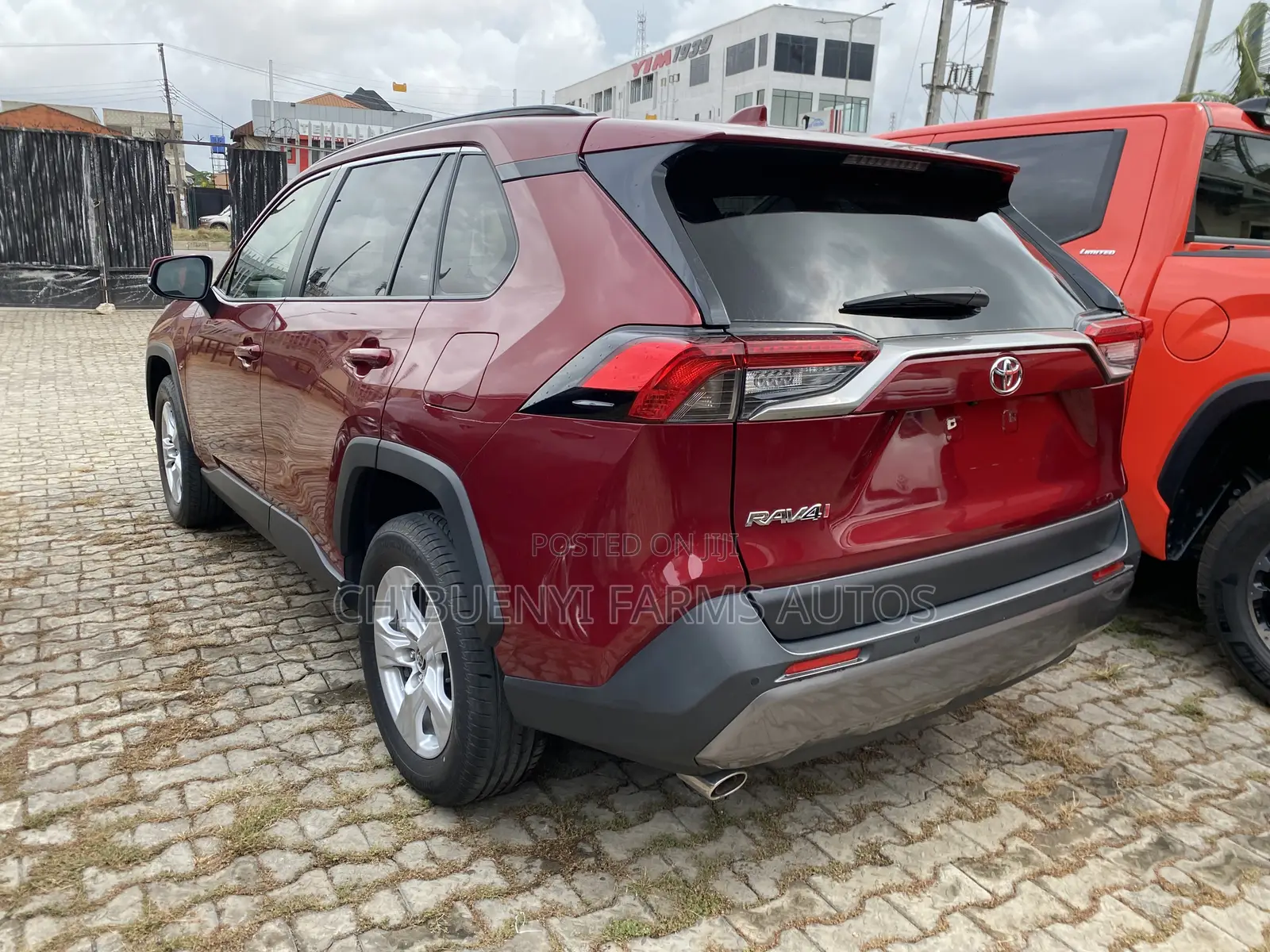 Toyota RAV4 2022 Red
