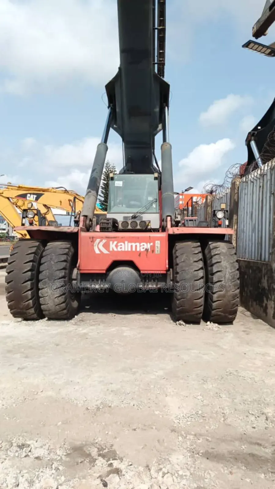 Foreign Used 45 Tons Kalmar Container Reach Stacker