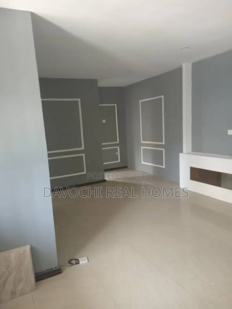 2bdrm Apartment in Lekki Right for rent