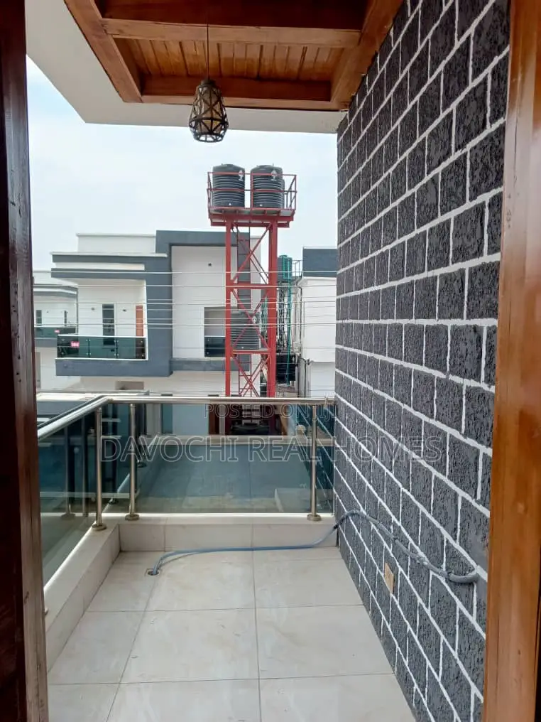 4bdrm Duplex in Agungi. for rent