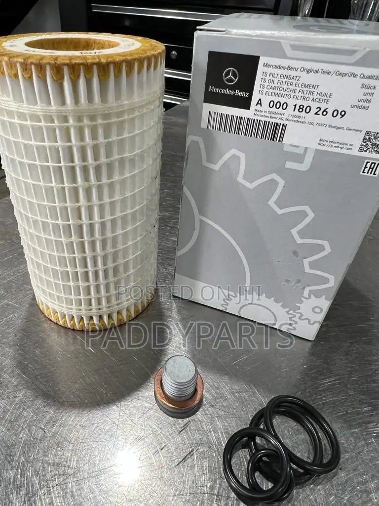 Mercedes Benz Engine Oil Filter G550 V8 (2009-2015)