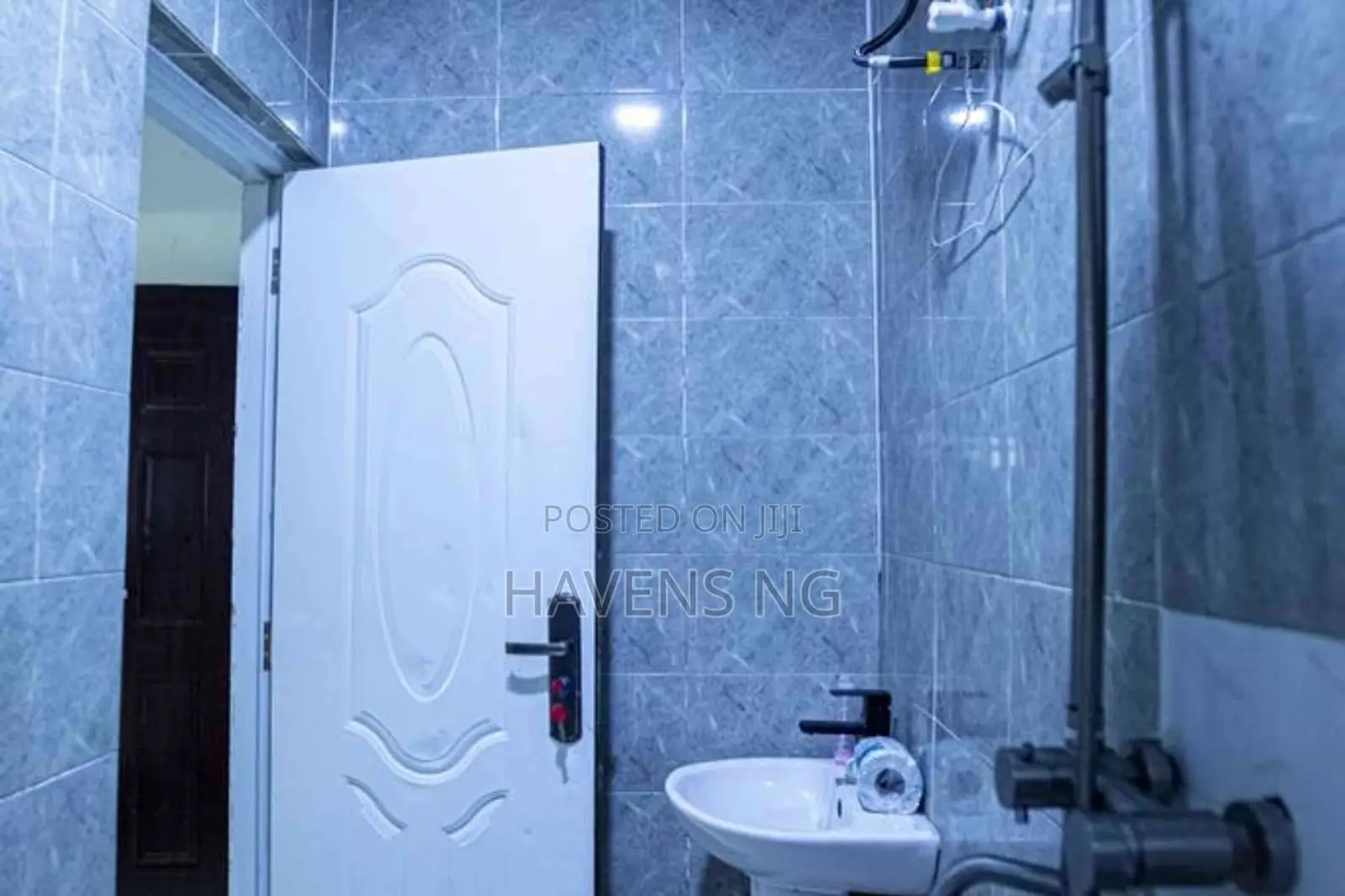 Exquisite 2-Bedroom Apartment