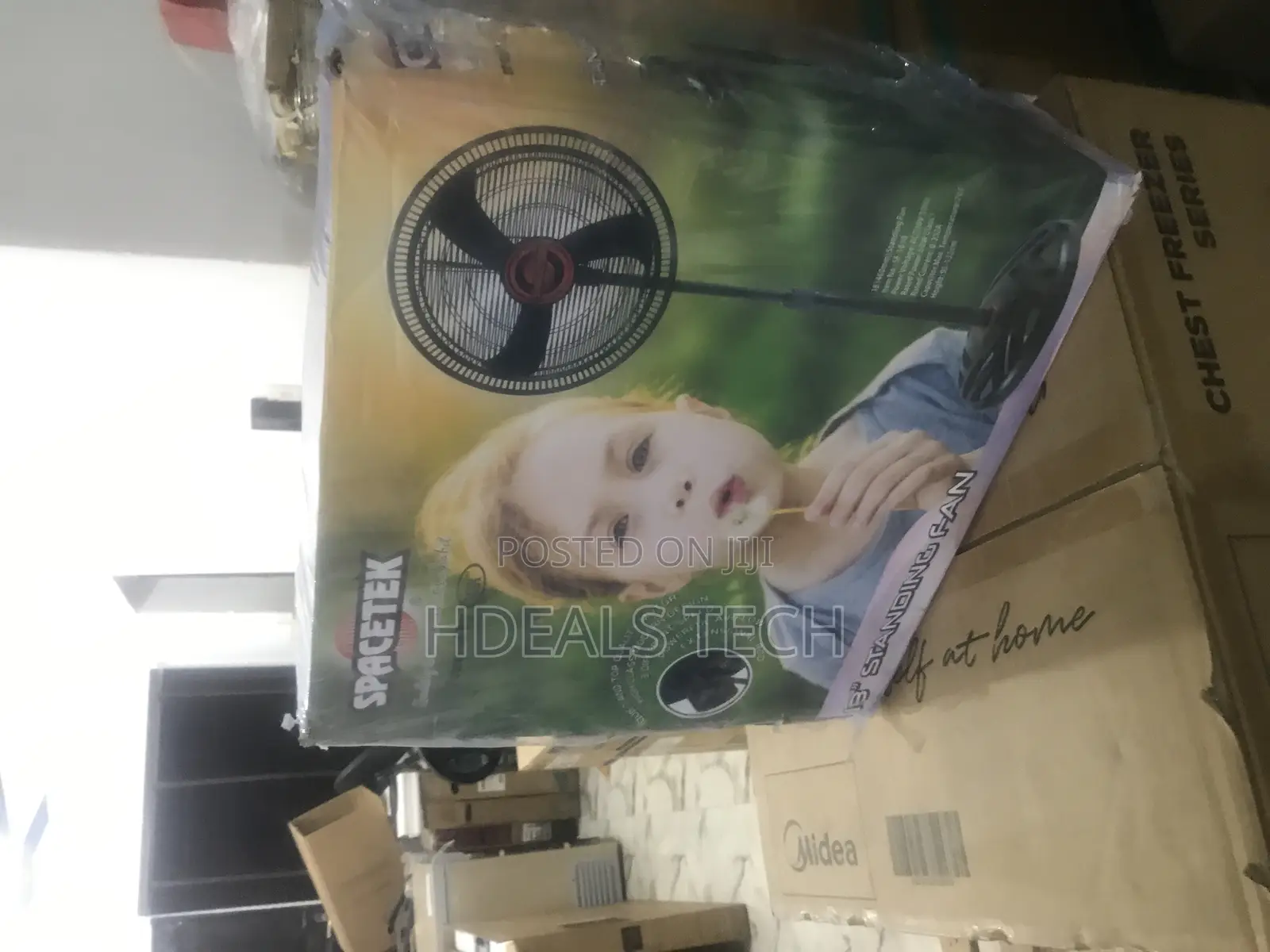 Convenient 18inches Spacetek Fan
