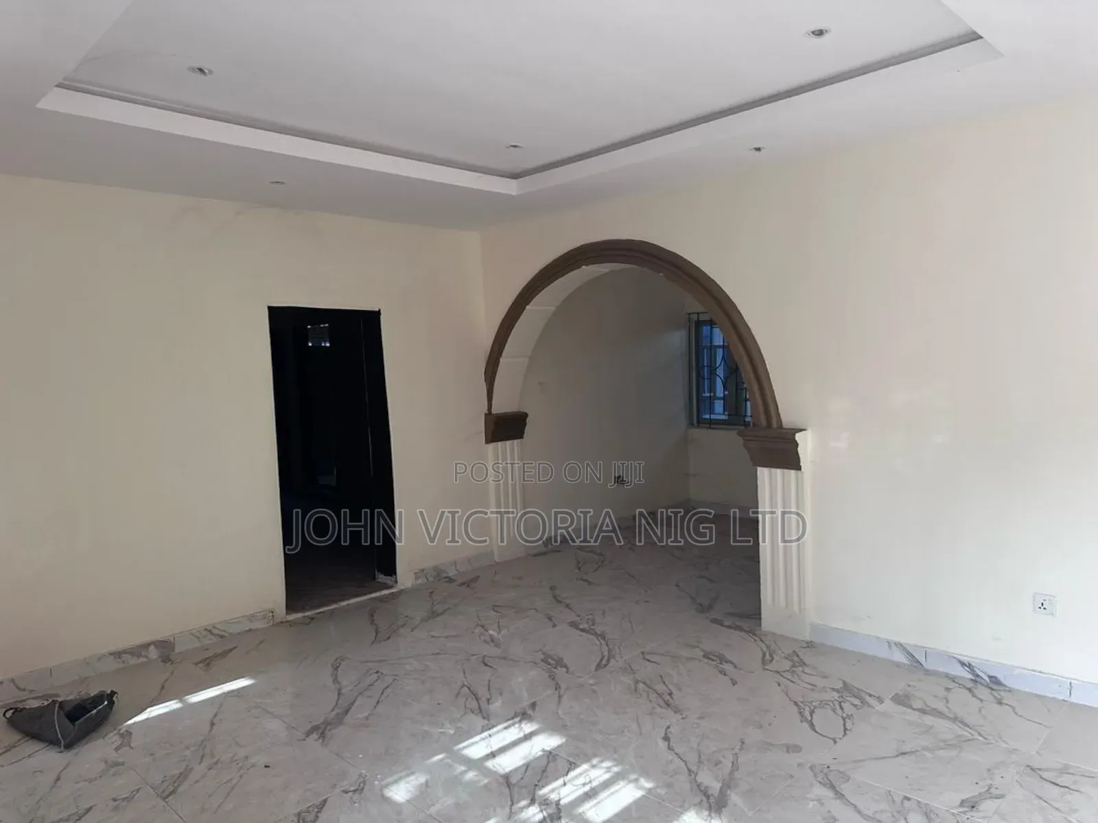 4bdrm Bungalow in Shimawa for sale