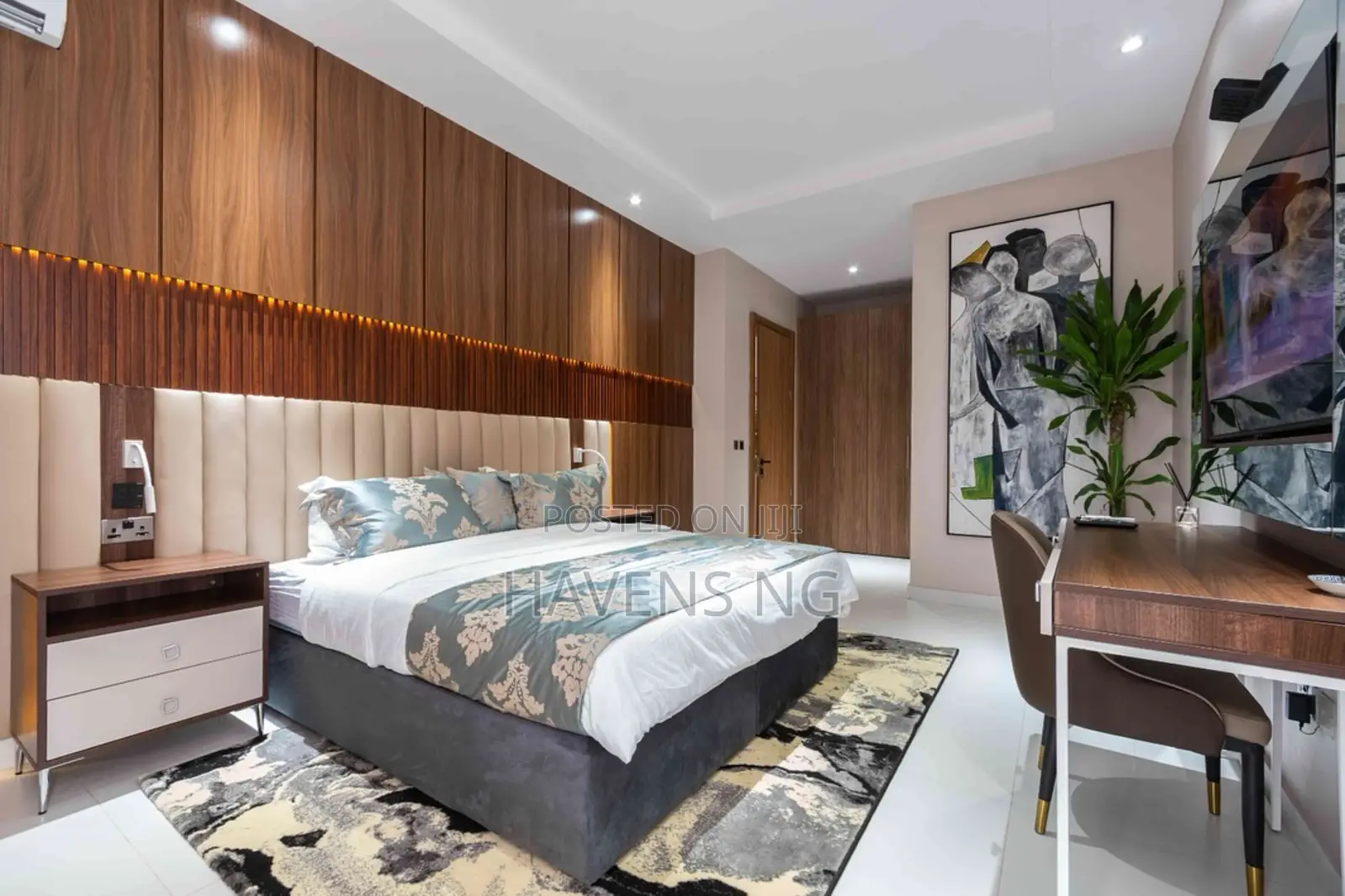 Luxury 2 Bedroom Apartment.