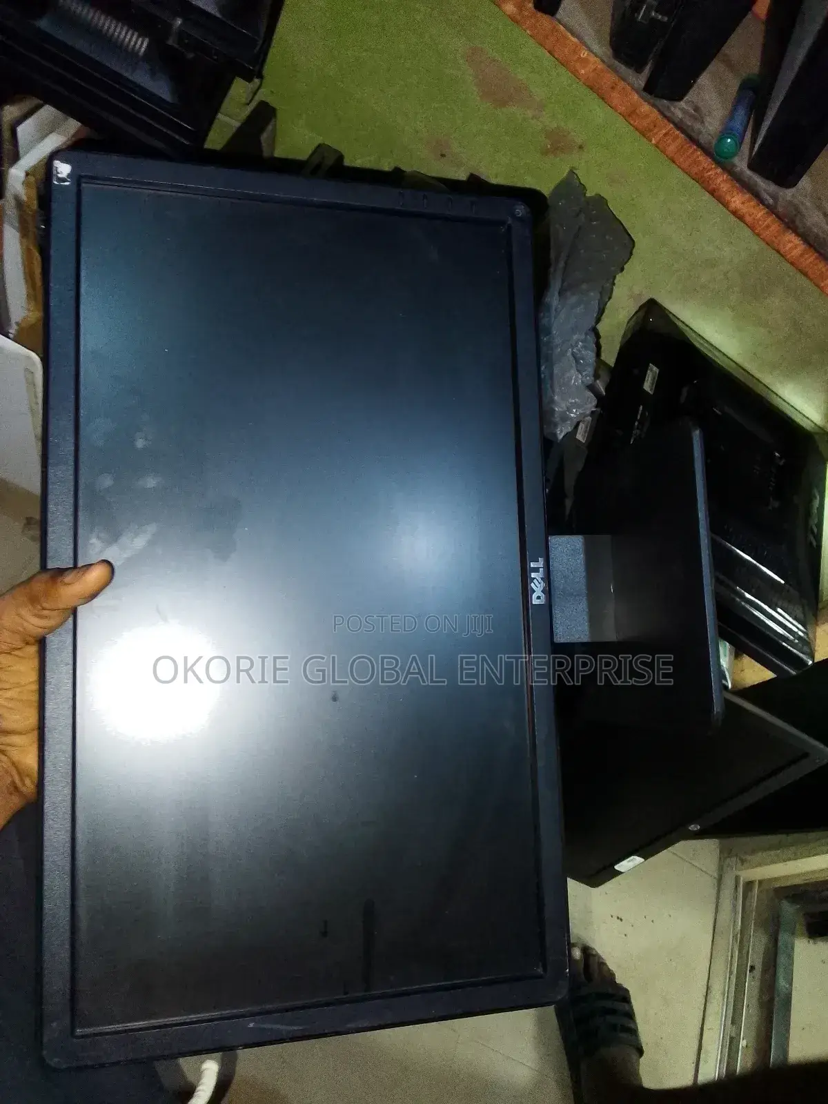 Slim Dell Monitor 20 Inches