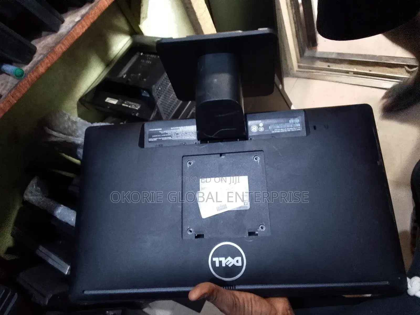 Slim Dell Monitor 20 Inches