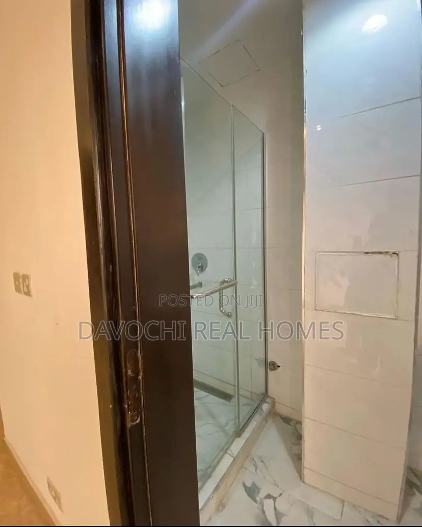 4bdrm Penthouse in Banana Island for rent