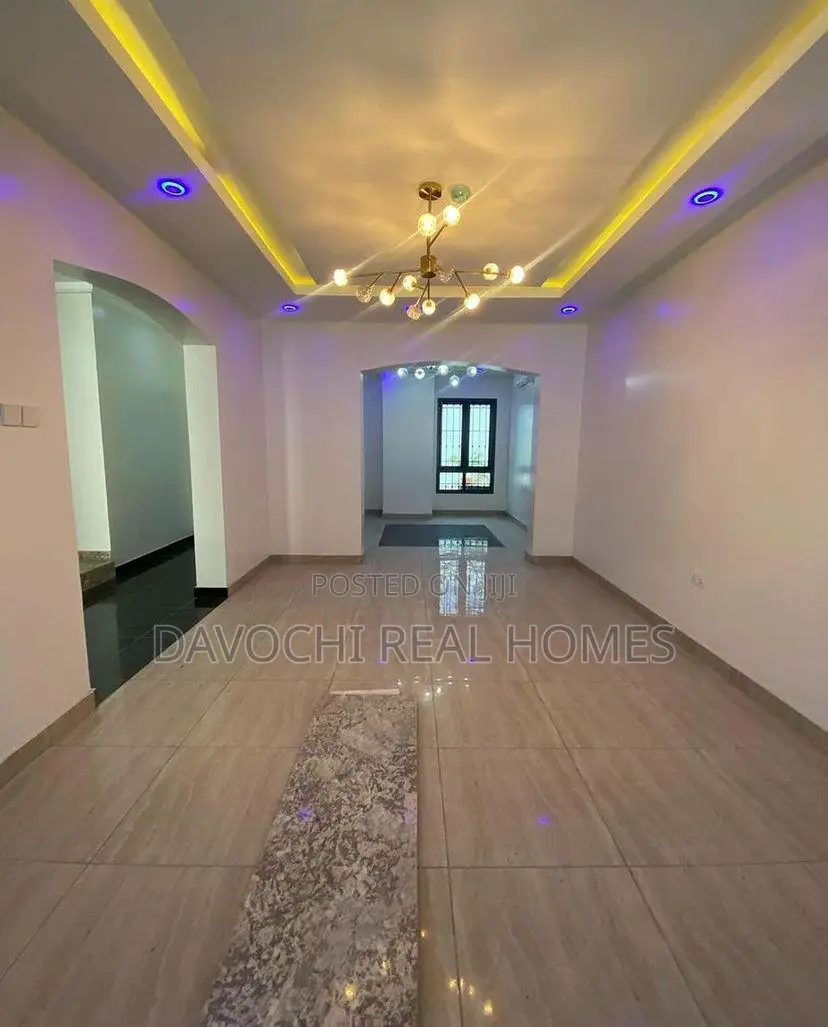 4bdrm Duplex in Banana Island for rent