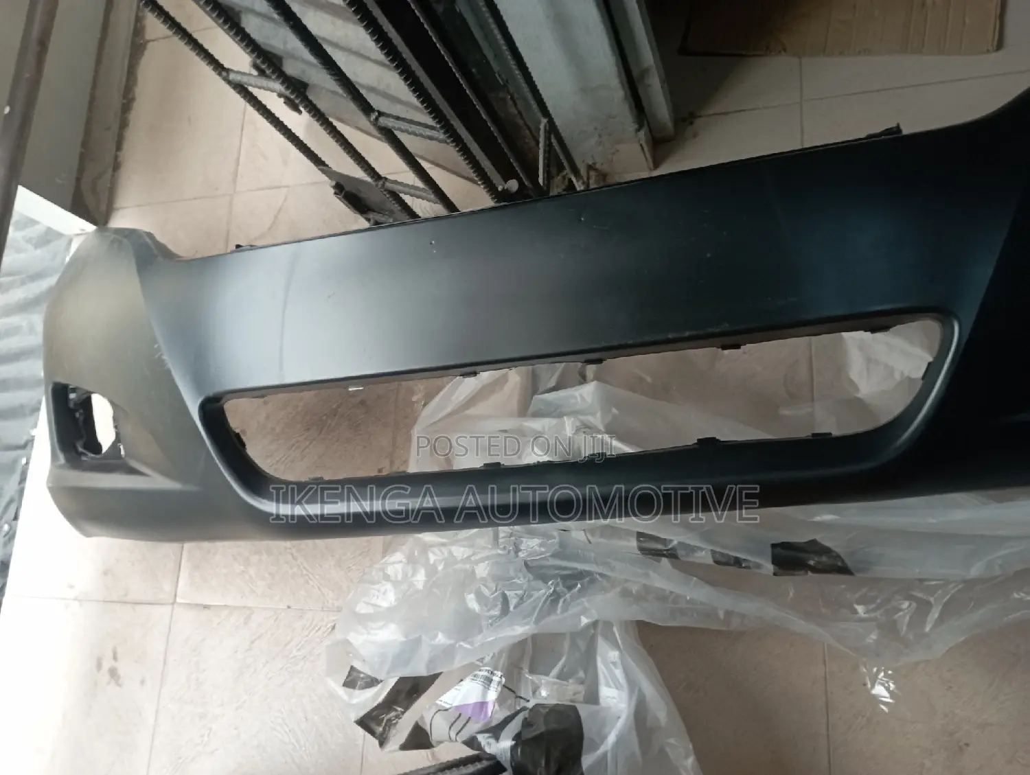 Front Bumper Toyota Venza