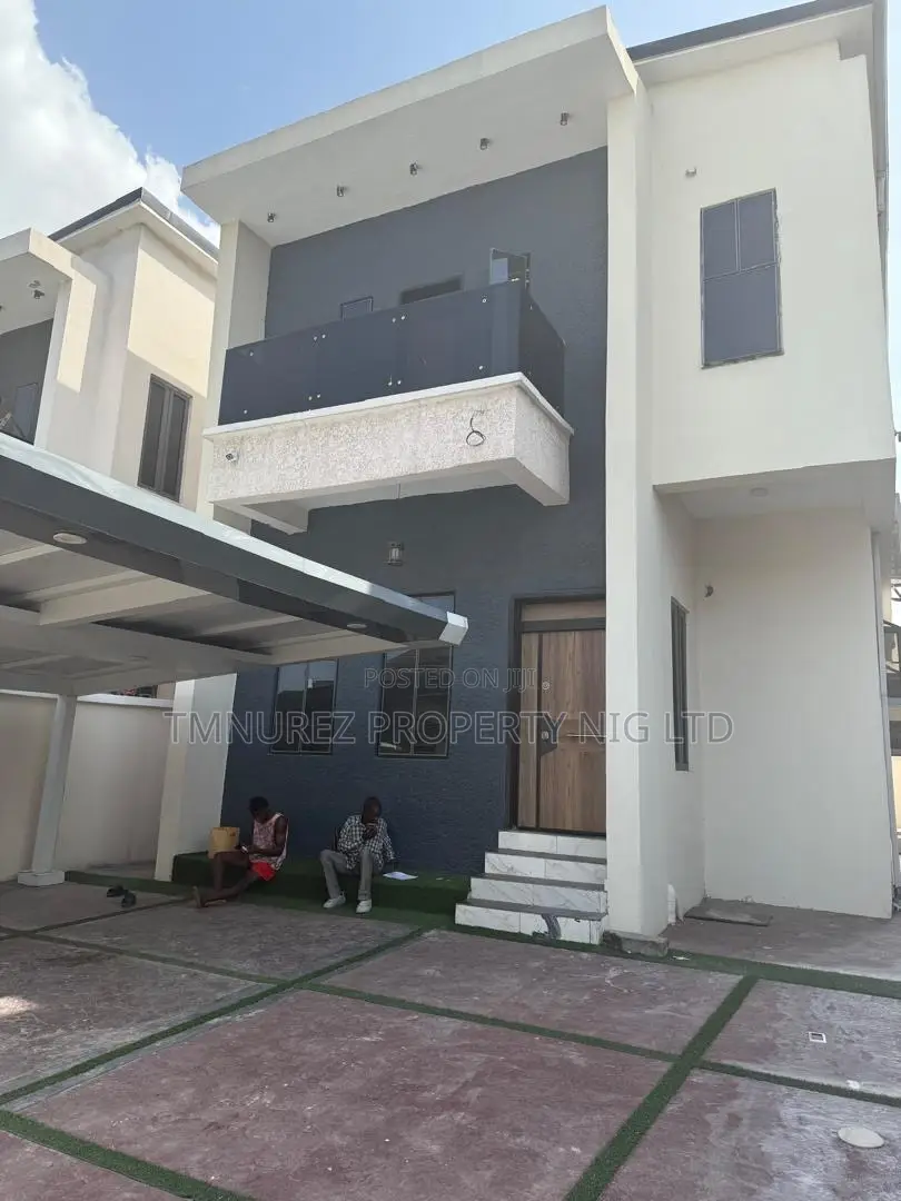 Studio Apartment in Agungi for rent