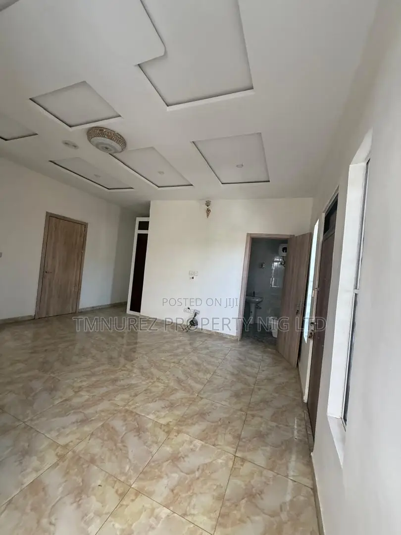 Studio Apartment in Agungi for rent