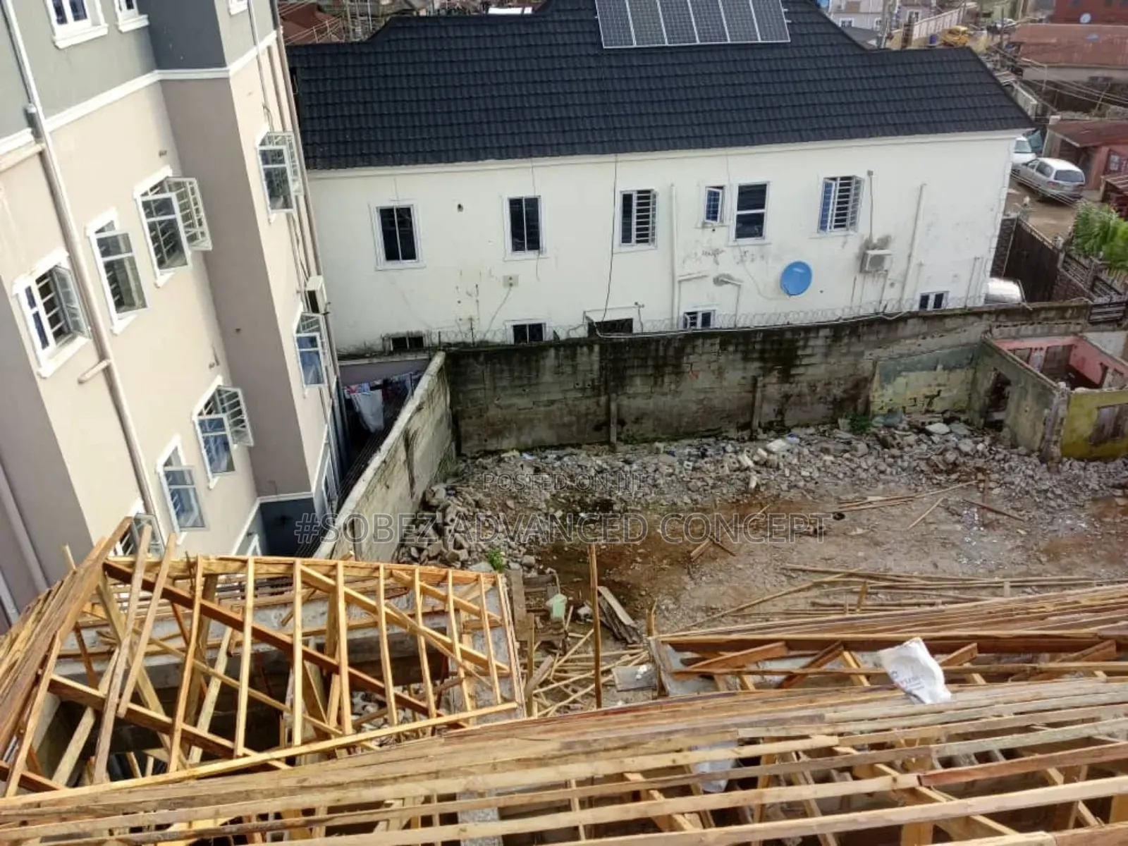 Duplex Roofing Wood Work