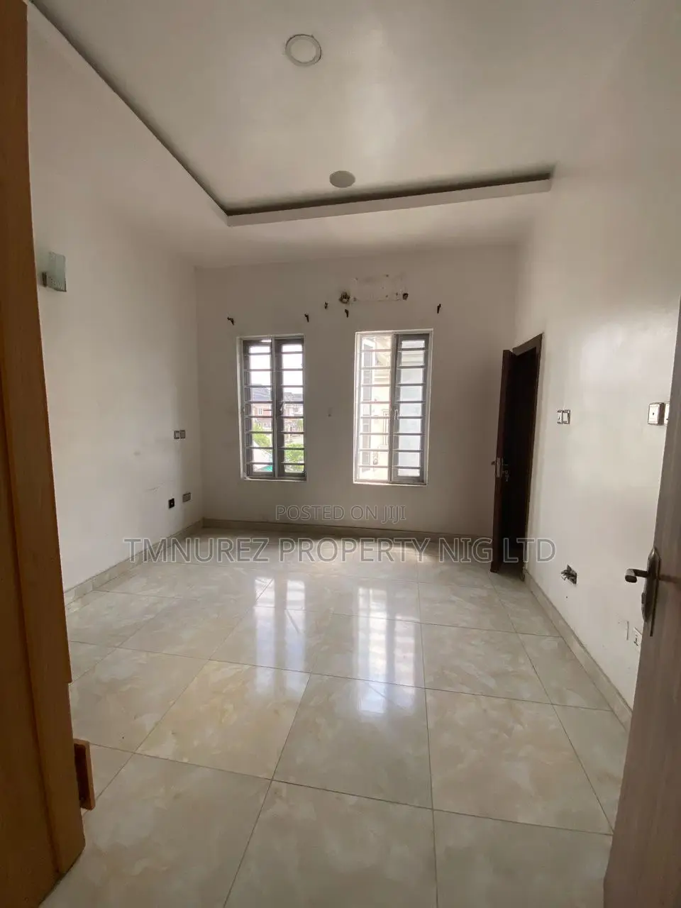 Studio Apartment in Osapa London for rent