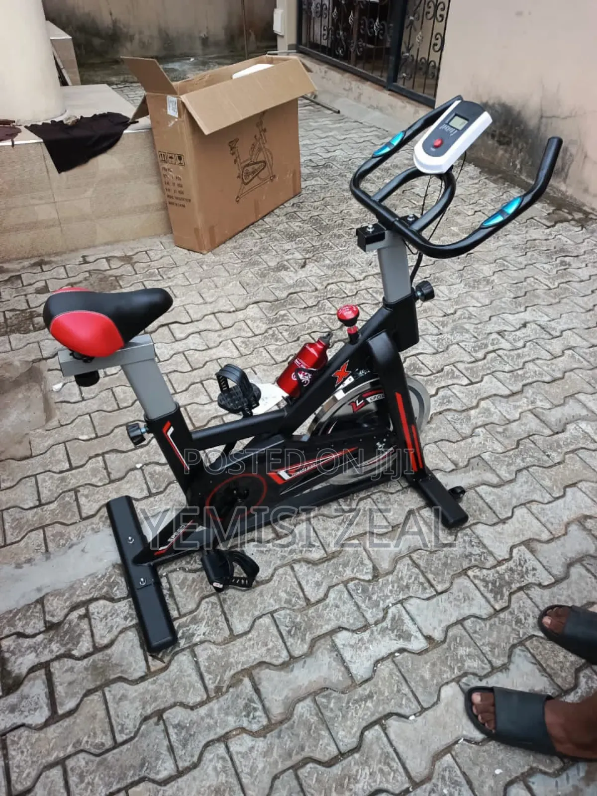 Spinning Bike Exercise Machine