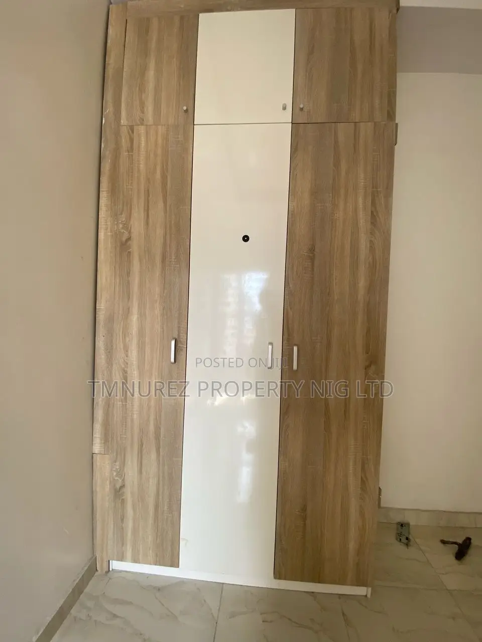 Studio Apartment in Royal Pine, Chevron for rent