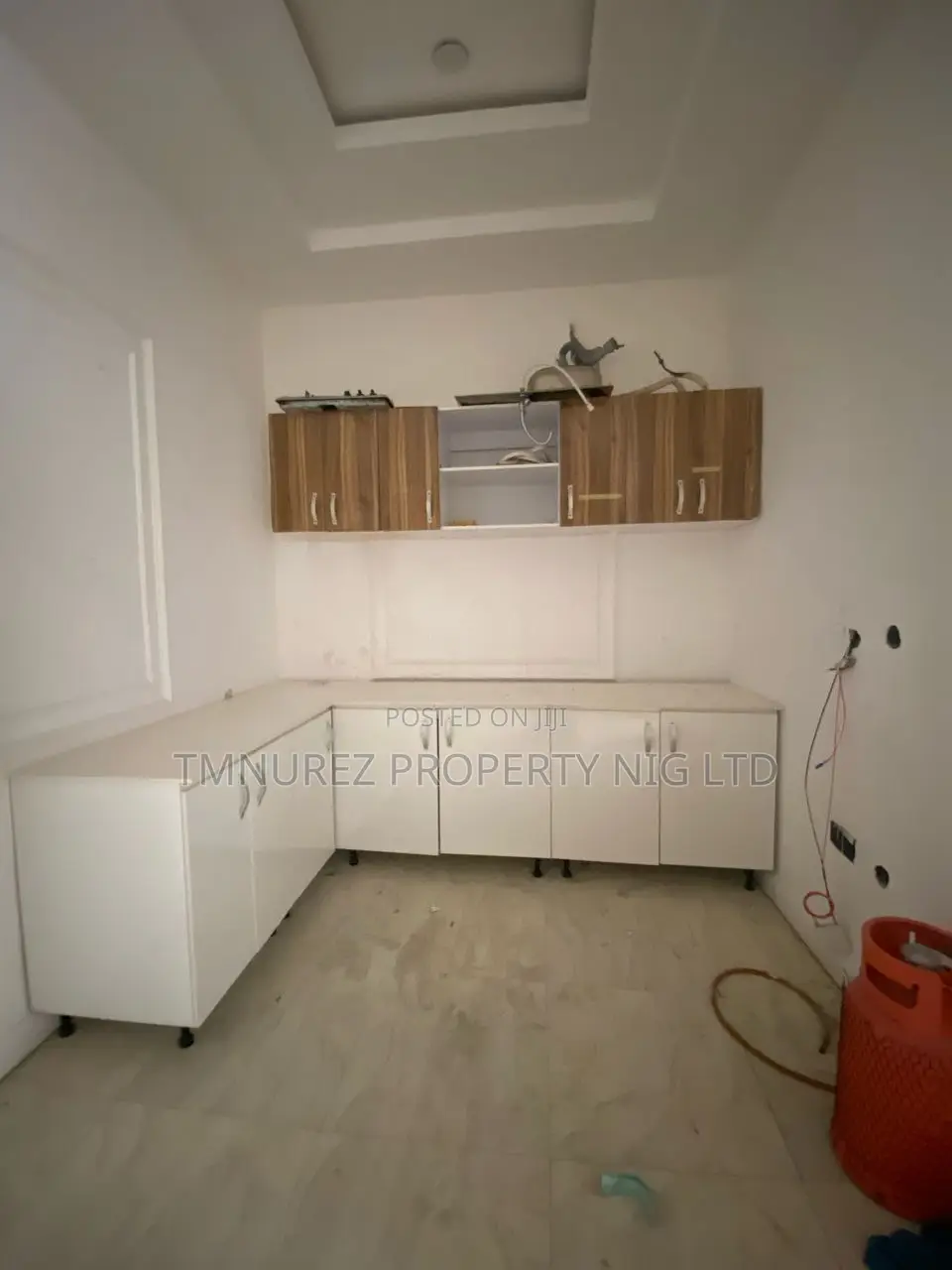 Studio Apartment in Royal Pine, Chevron for rent